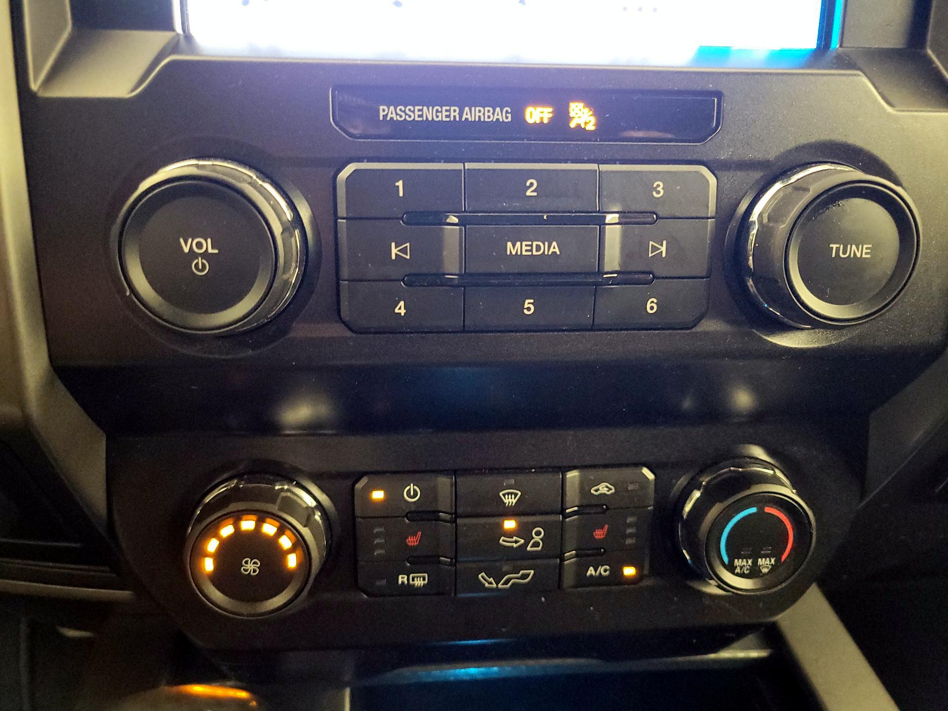 Thumbnail: 2019 Ford F-150 - 17