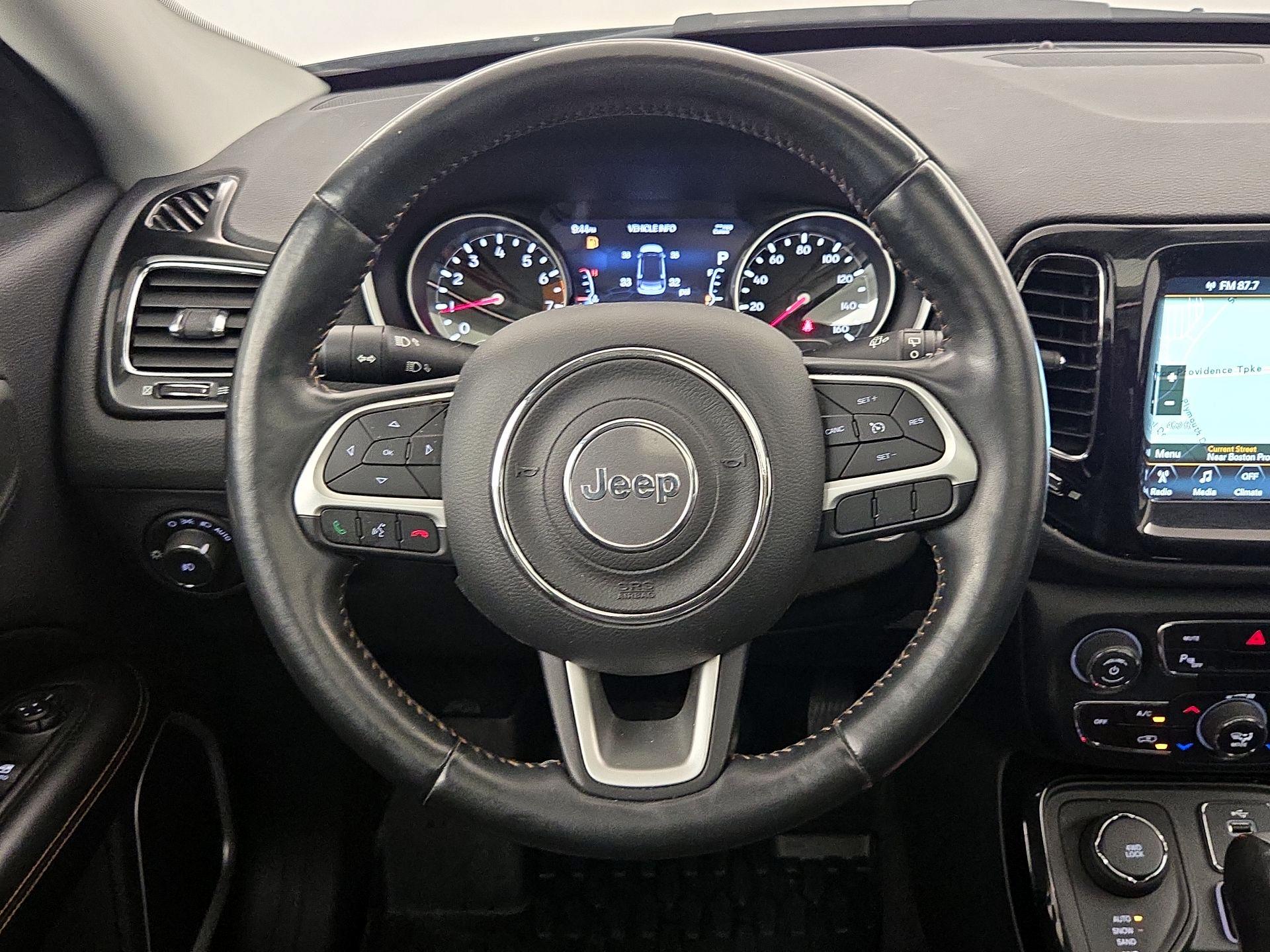 Thumbnail: 2018 Jeep Compass - 10