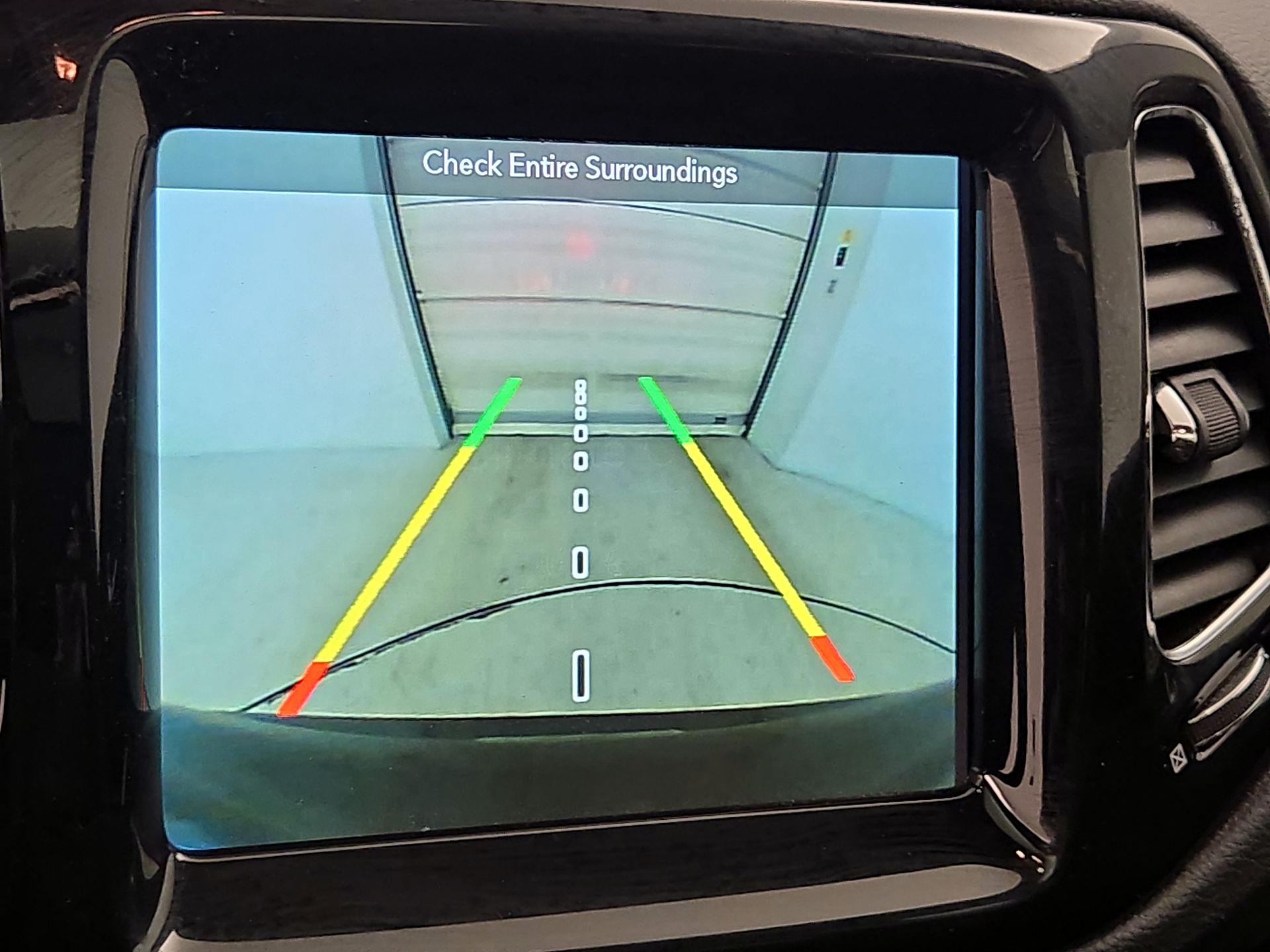 Thumbnail: 2018 Jeep Compass - 15