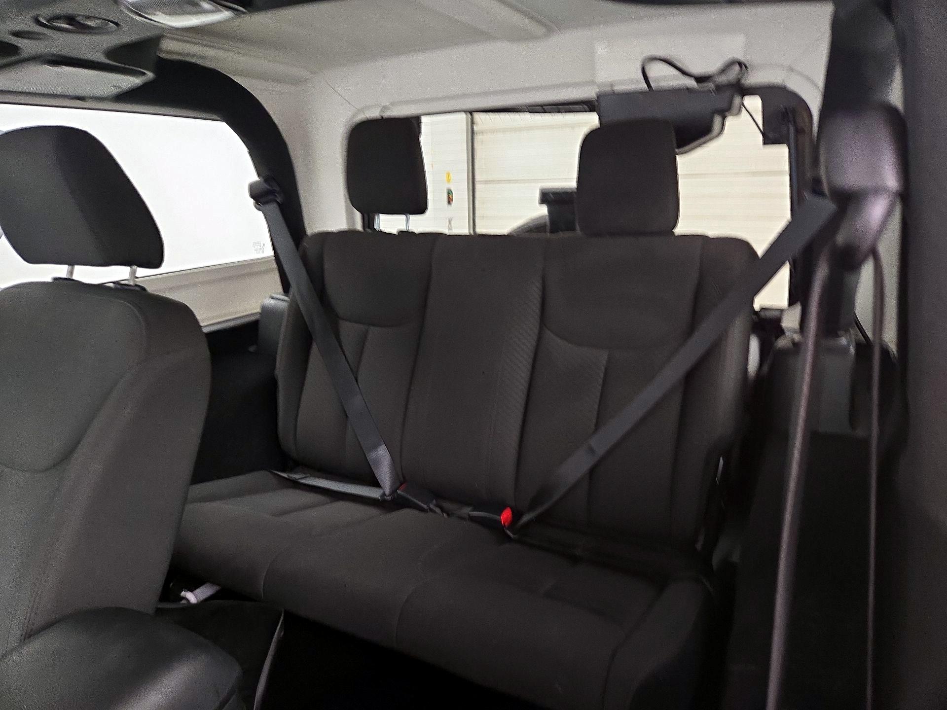 Thumbnail: 2016 Jeep Wrangler - 17