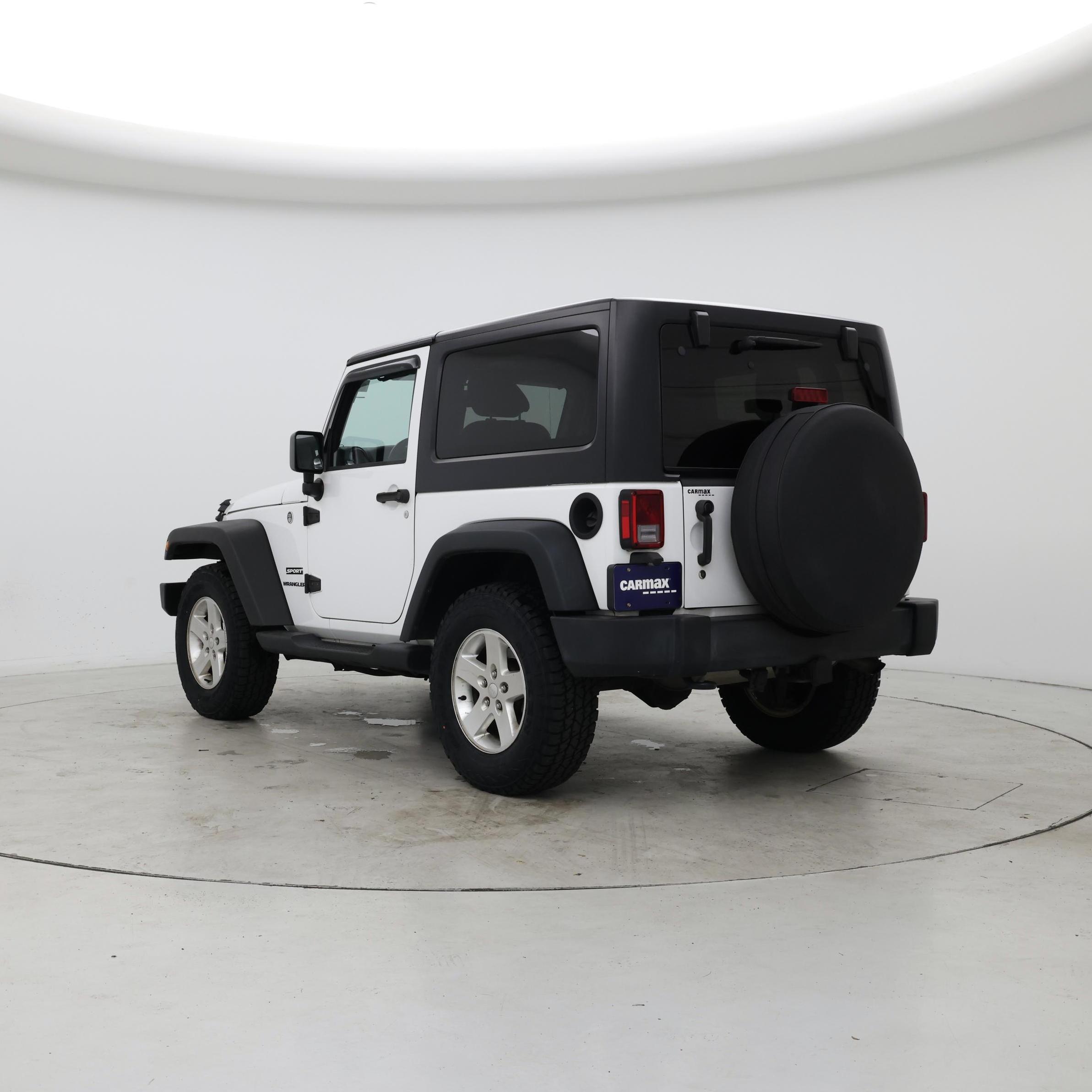 Thumbnail: 2016 Jeep Wrangler - 2