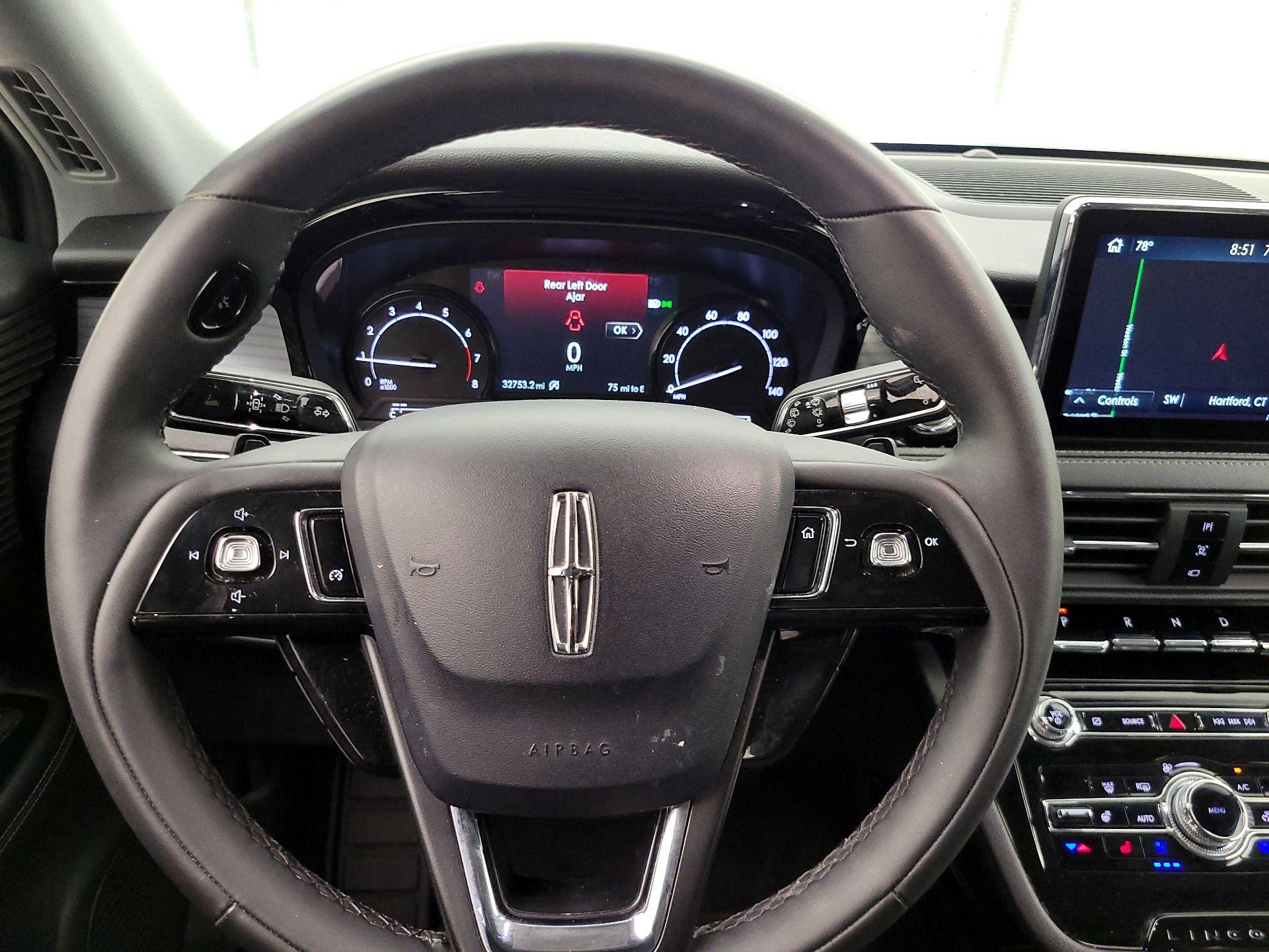 Thumbnail: 2022 Lincoln Corsair - 10