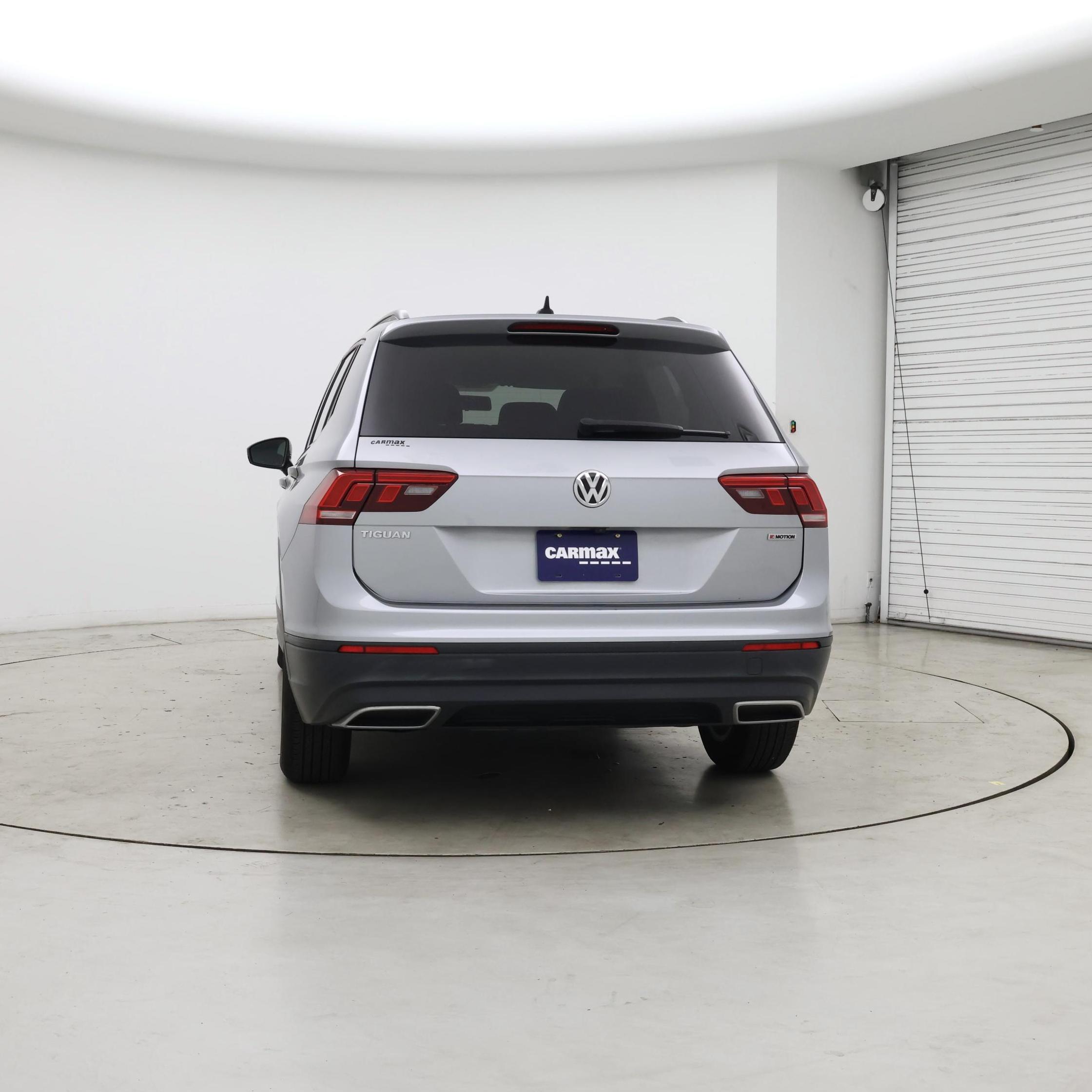 Thumbnail: 2020 Volkswagen Tiguan - 6