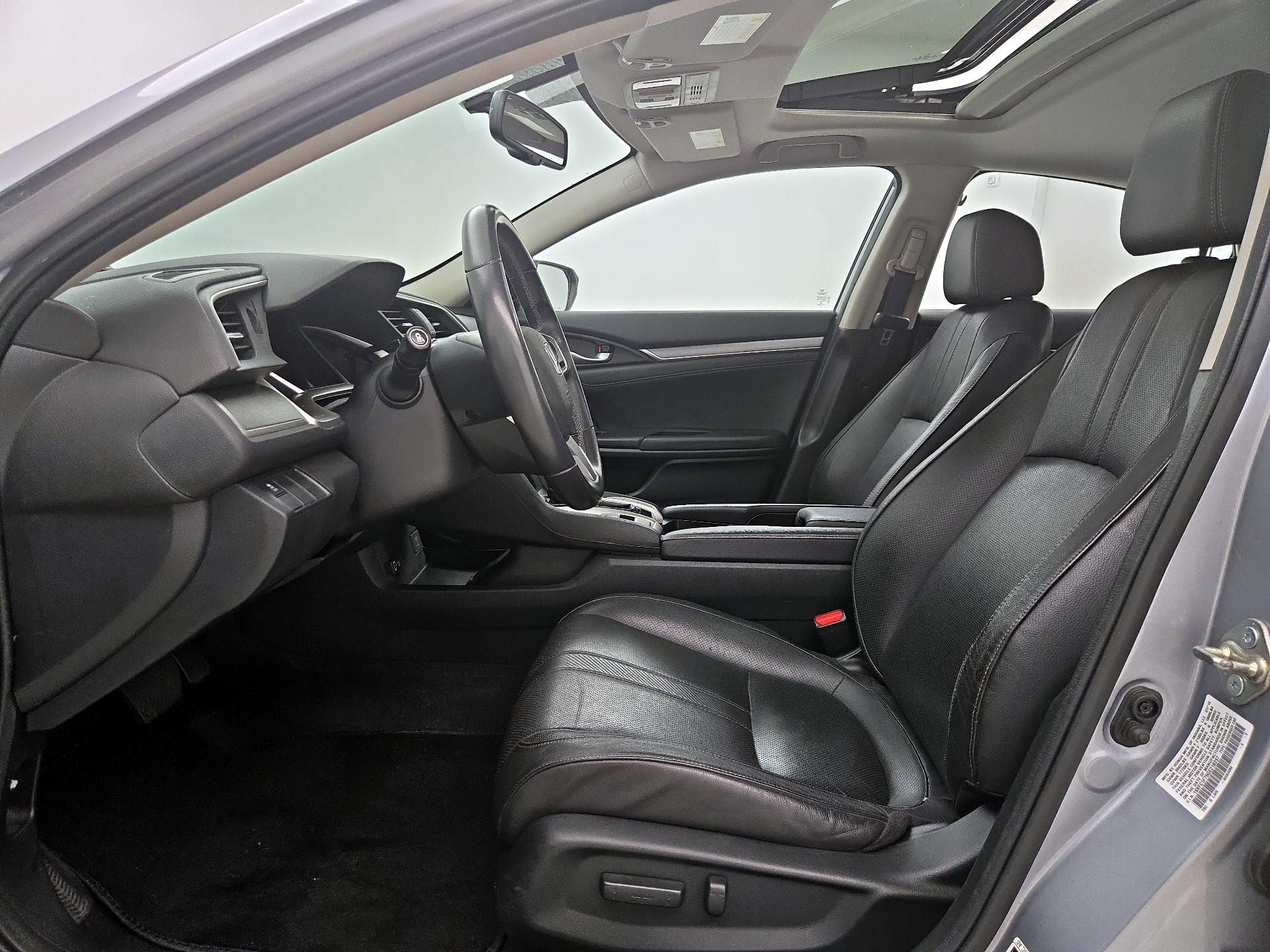 Thumbnail: 2016 Honda Civic - 11