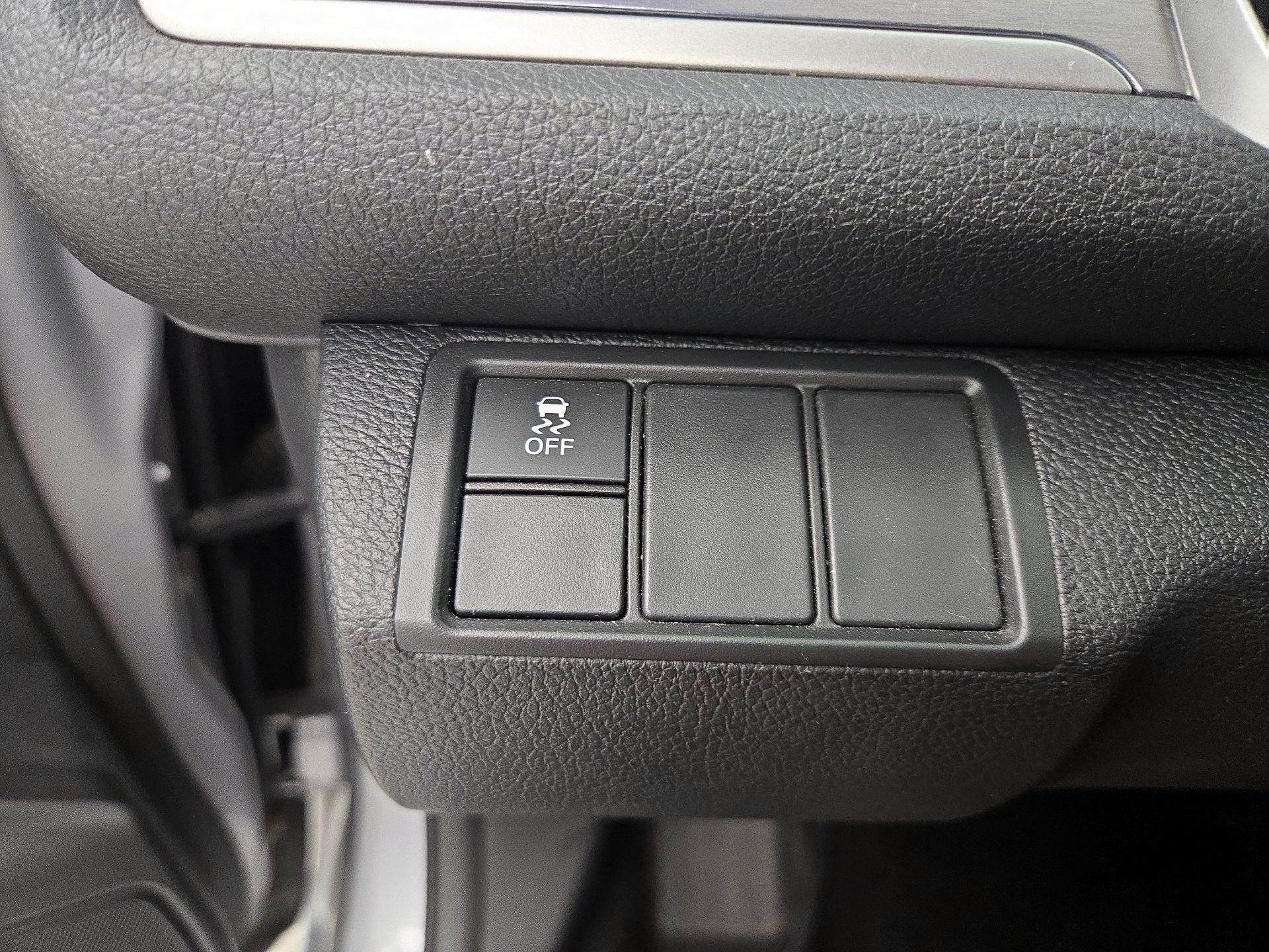 Thumbnail: 2016 Honda Civic - 13