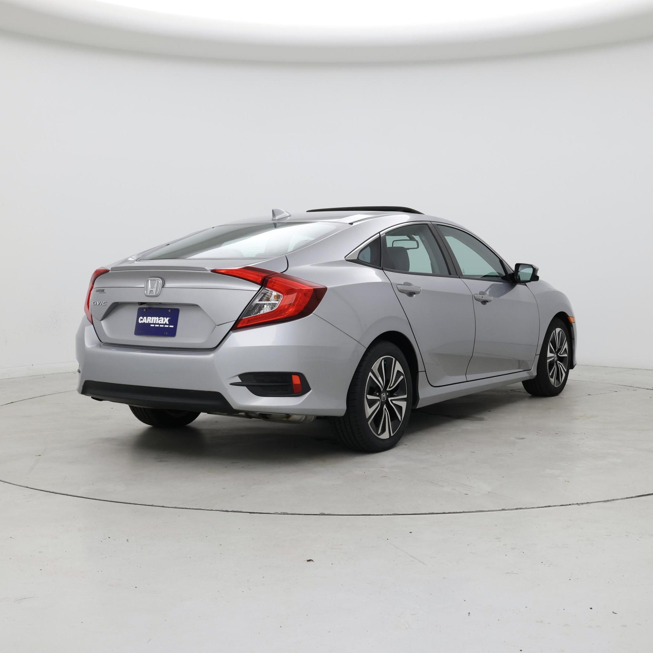 Thumbnail: 2016 Honda Civic - 8