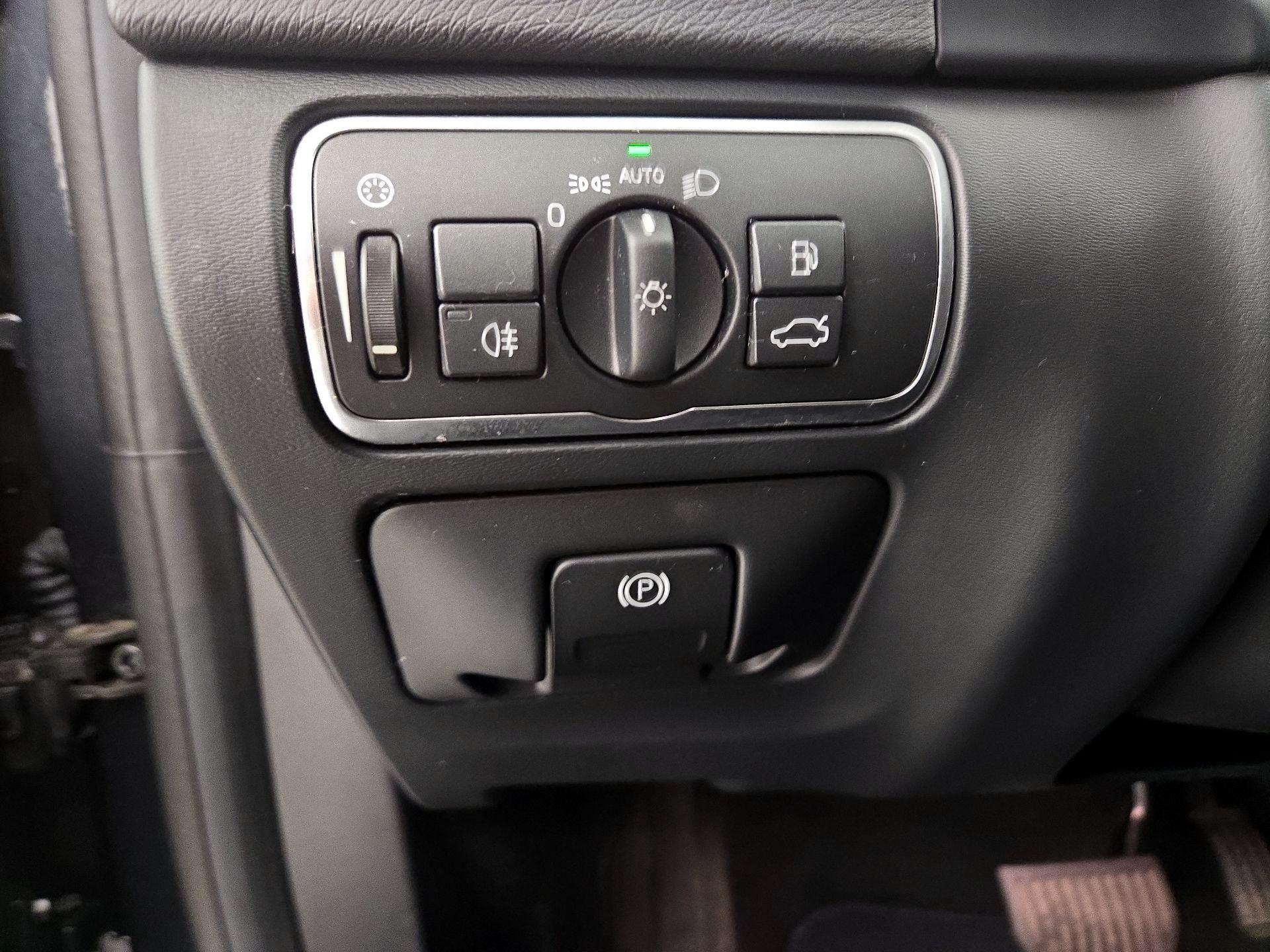 Thumbnail: 2015 Volvo S60 - 13