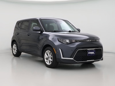Gray 2023 Kia Soul LX