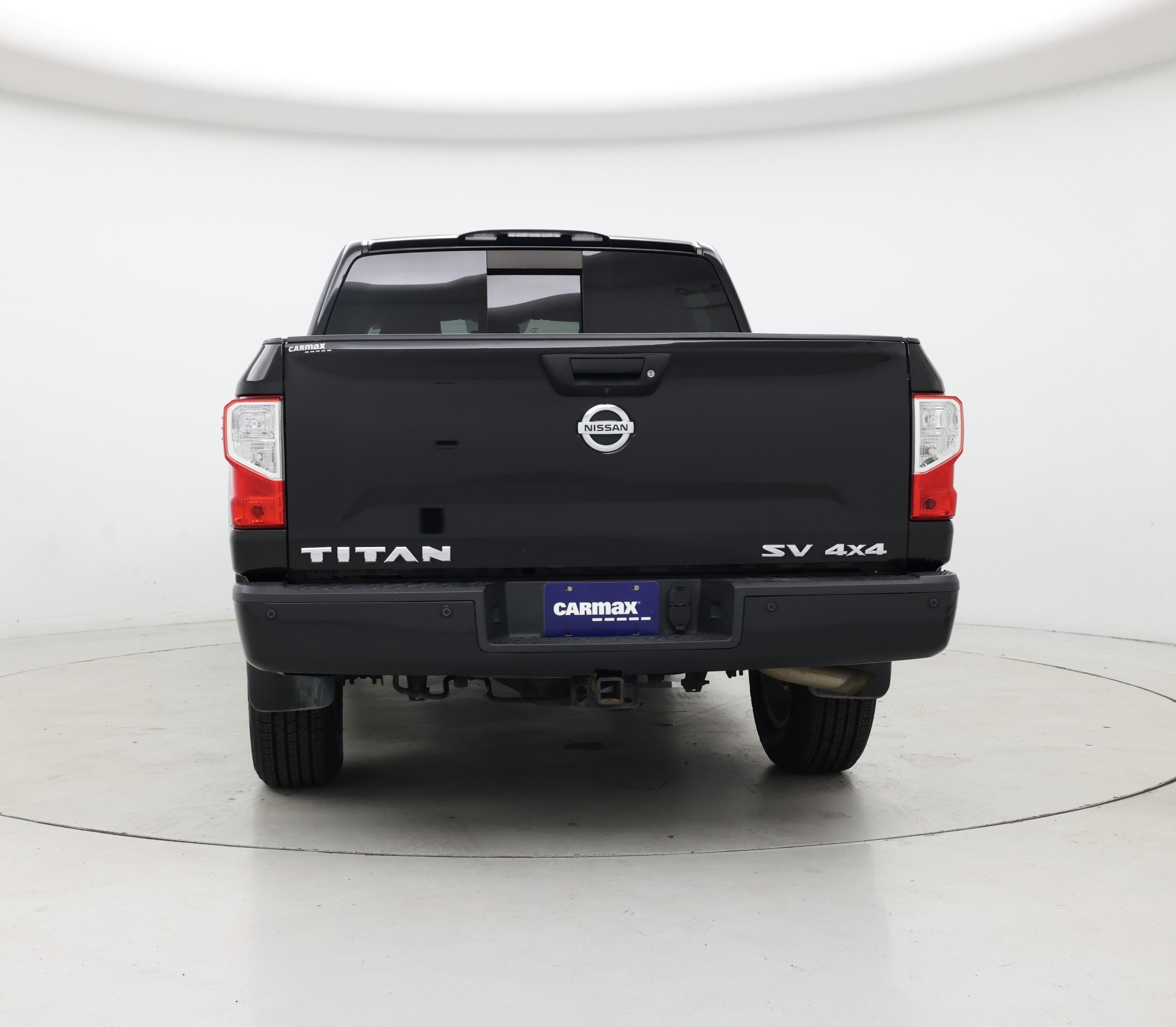 Thumbnail: 2017 Nissan Titan - 6