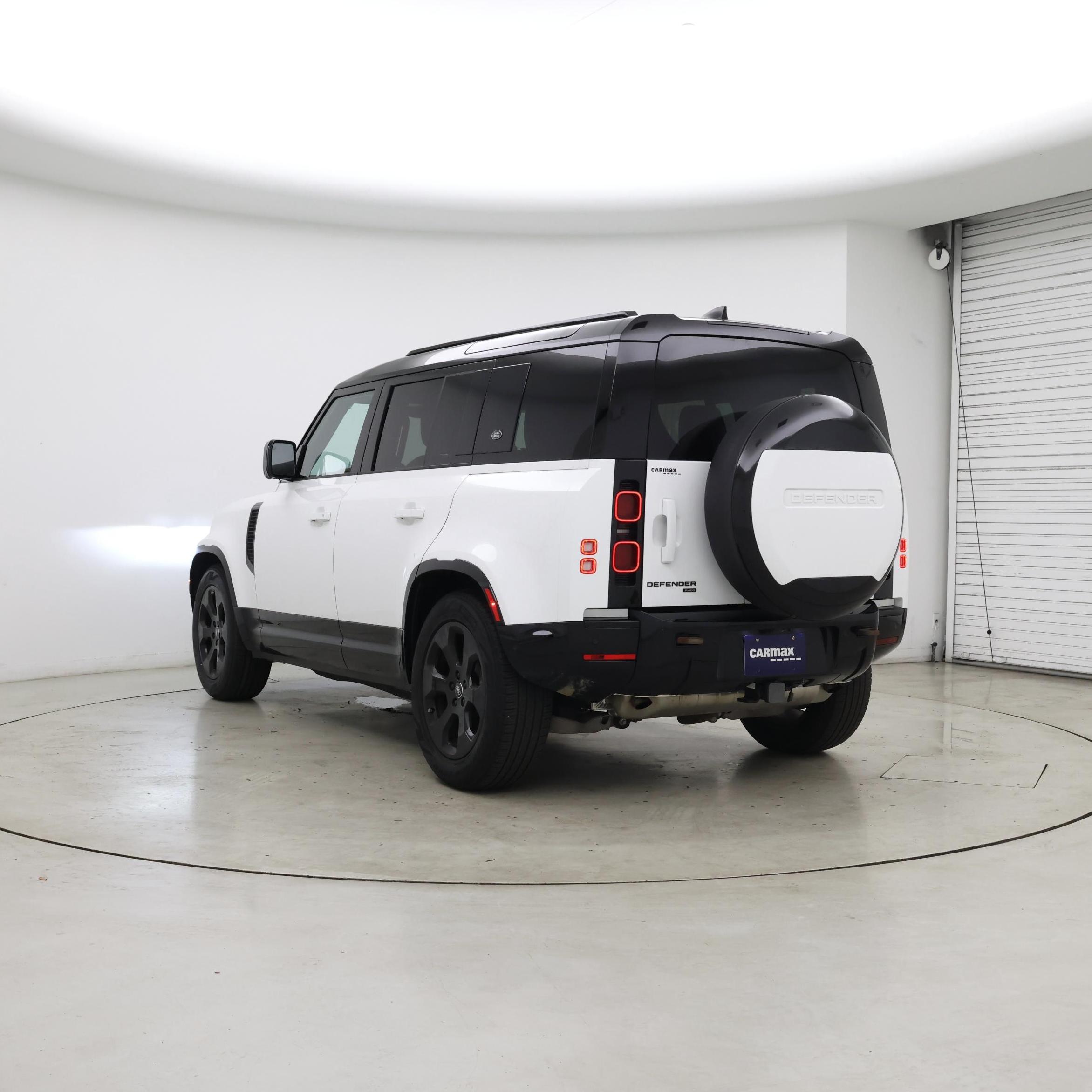Thumbnail: 2023 Land Rover Defender - 2