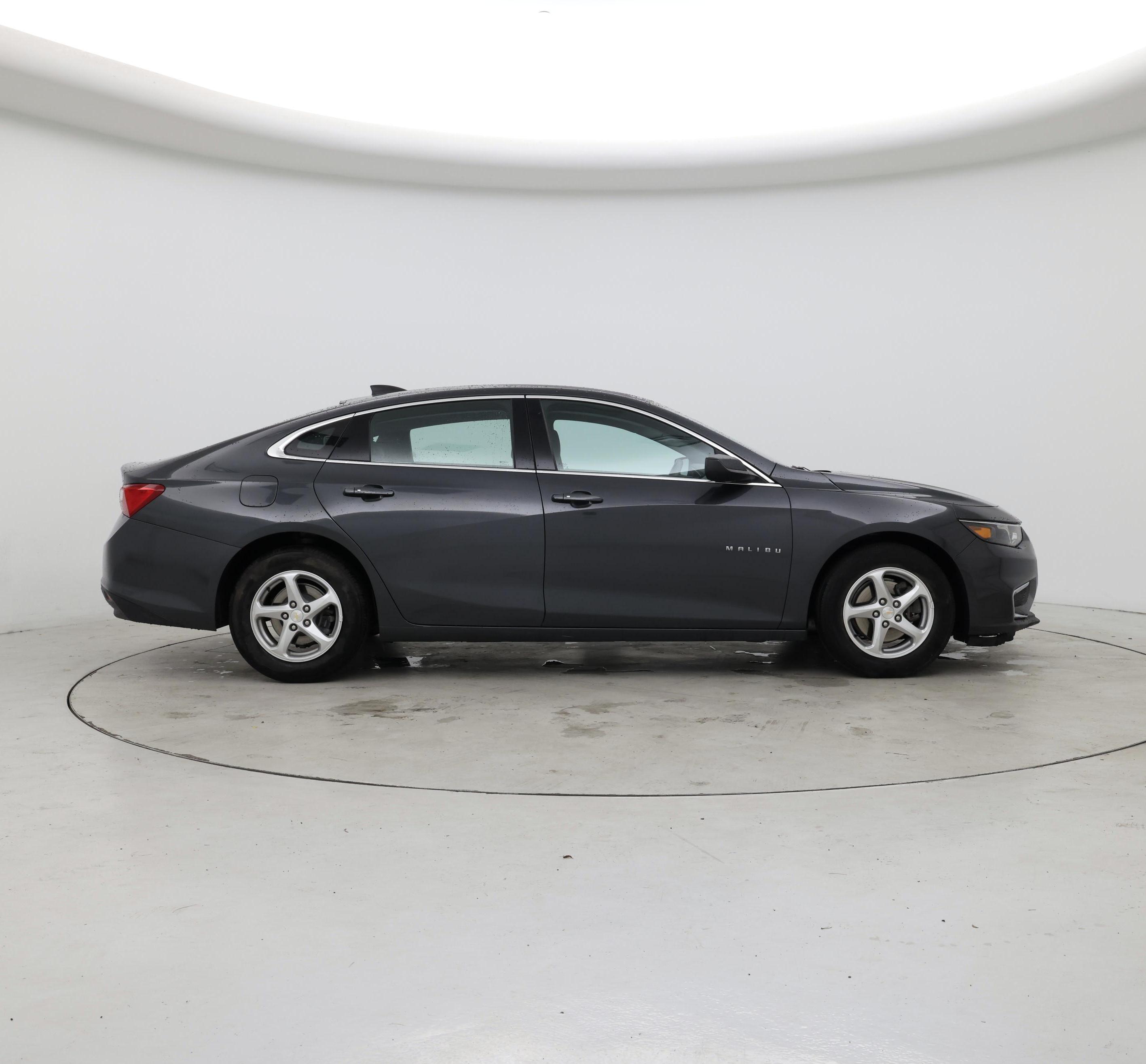 Thumbnail: 2017 Chevrolet Malibu - 7