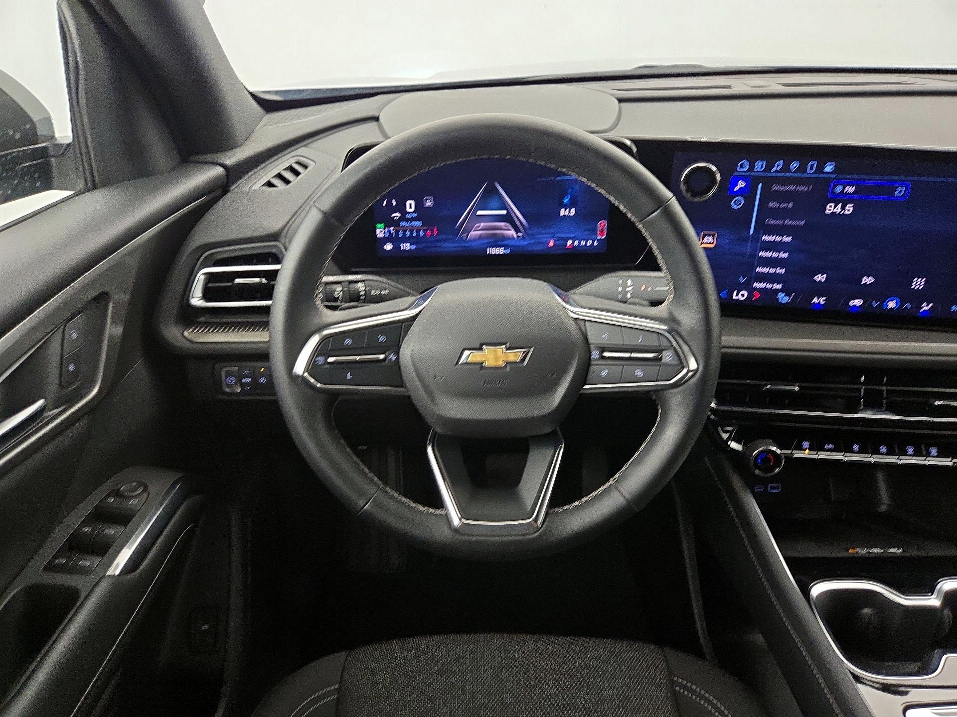 Thumbnail: 2024 Chevrolet Traverse - 10