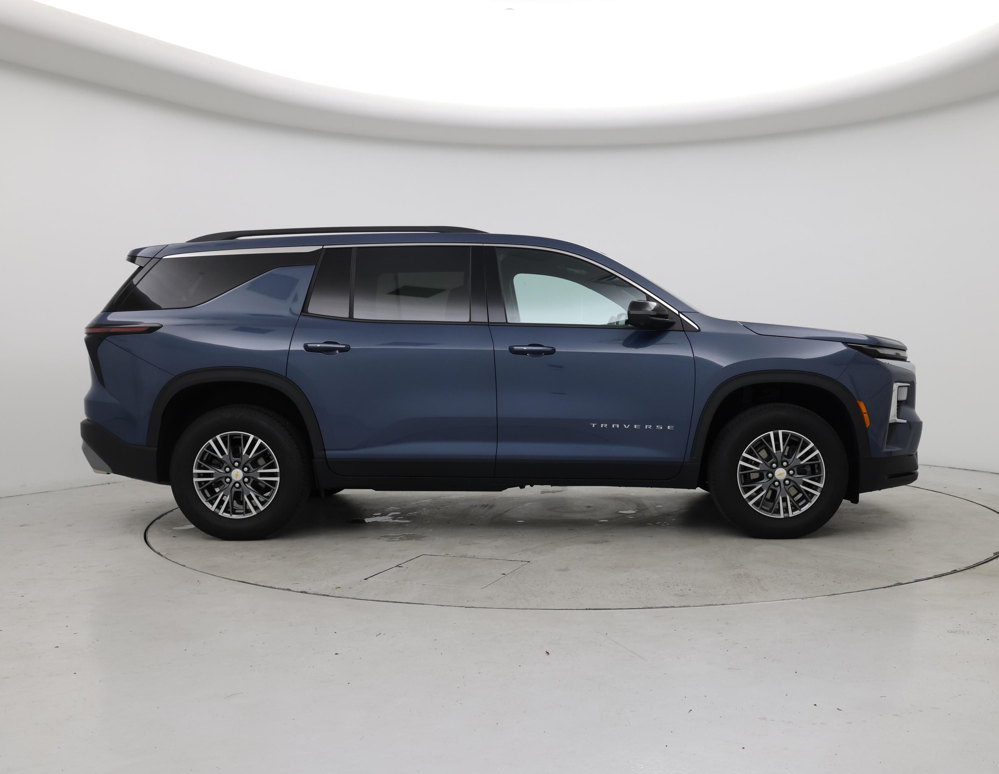 Thumbnail: 2024 Chevrolet Traverse - 7