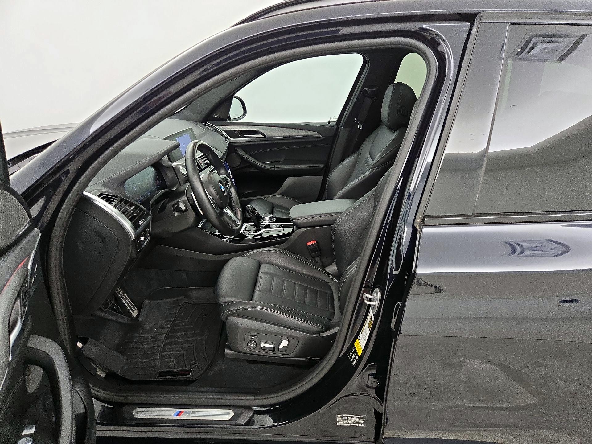 Thumbnail: 2021 BMW X3 - 11