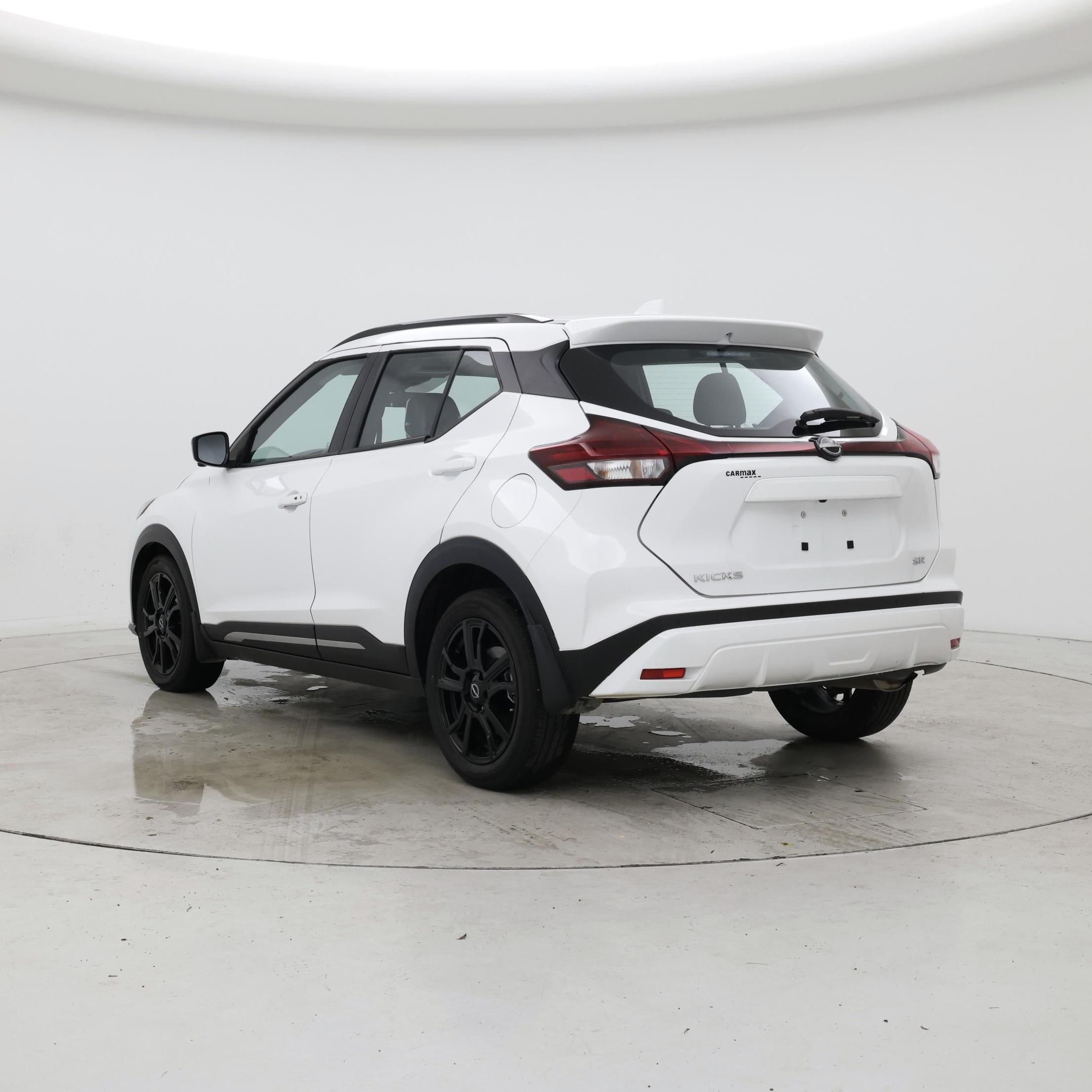 Thumbnail: 2024 Nissan Kicks - 2