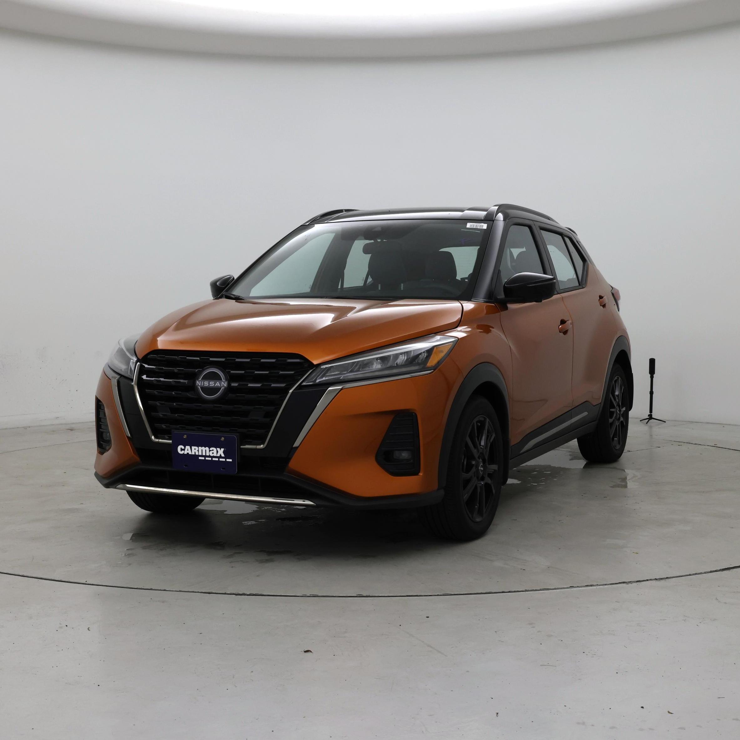 Thumbnail: 2024 Nissan Kicks - 4