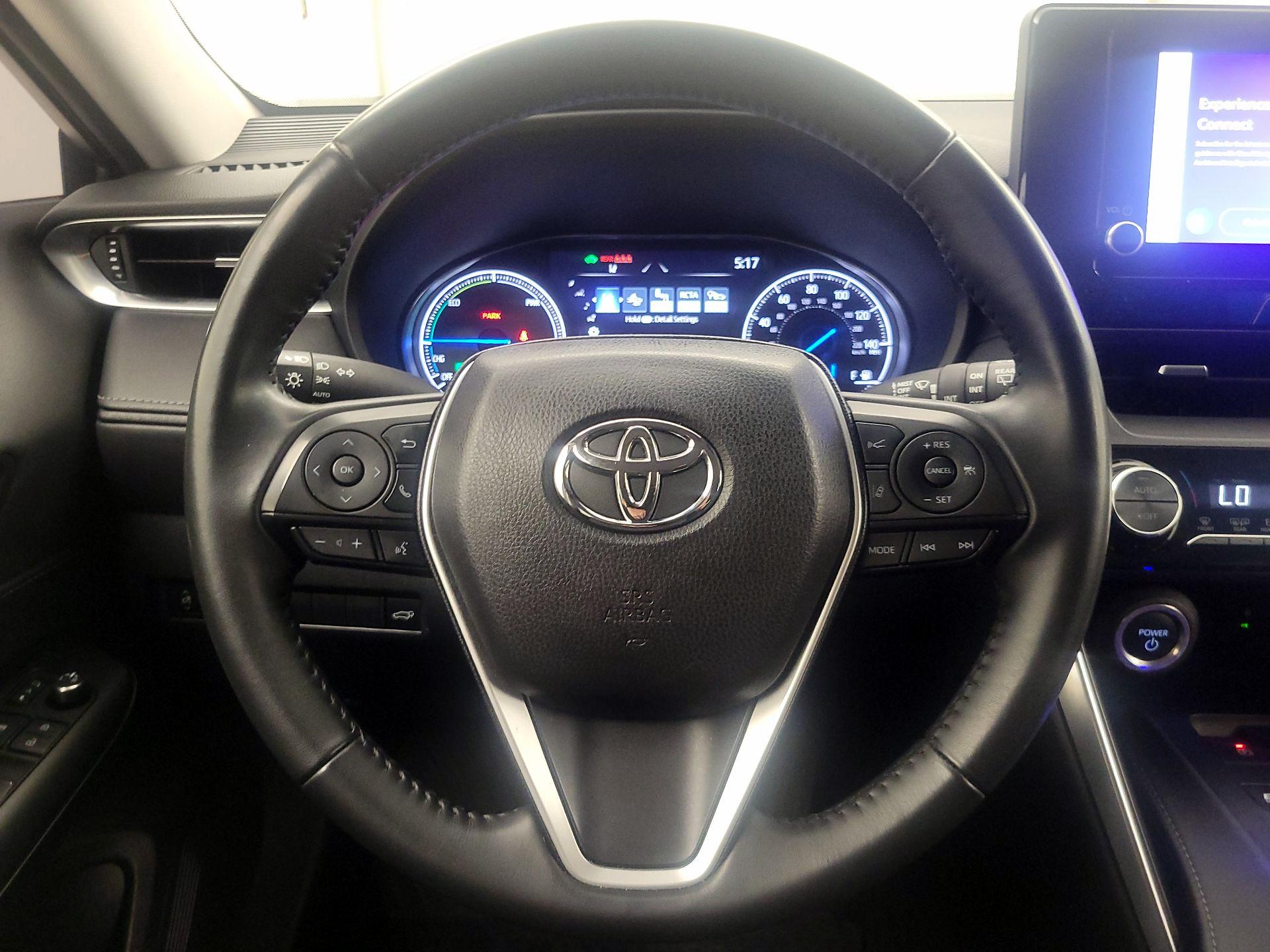 Thumbnail: 2024 Toyota Venza - 10