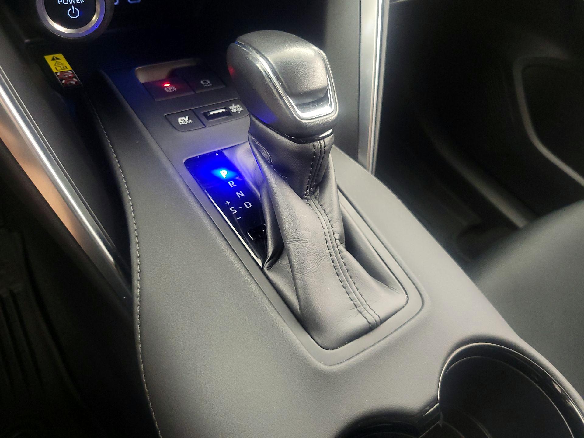 Thumbnail: 2024 Toyota Venza - 17