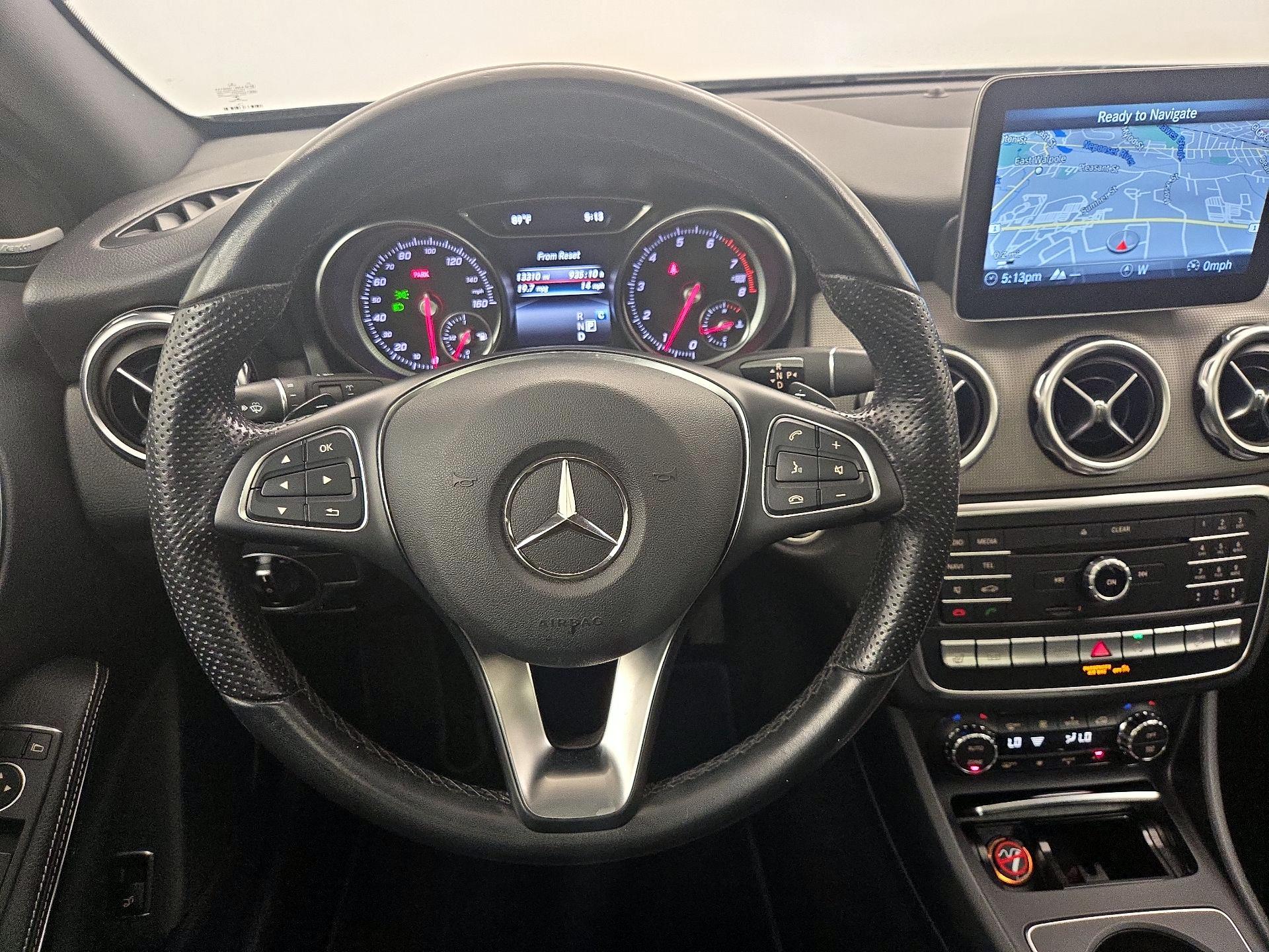 Thumbnail: 2019 Mercedes-Benz GLA - 10