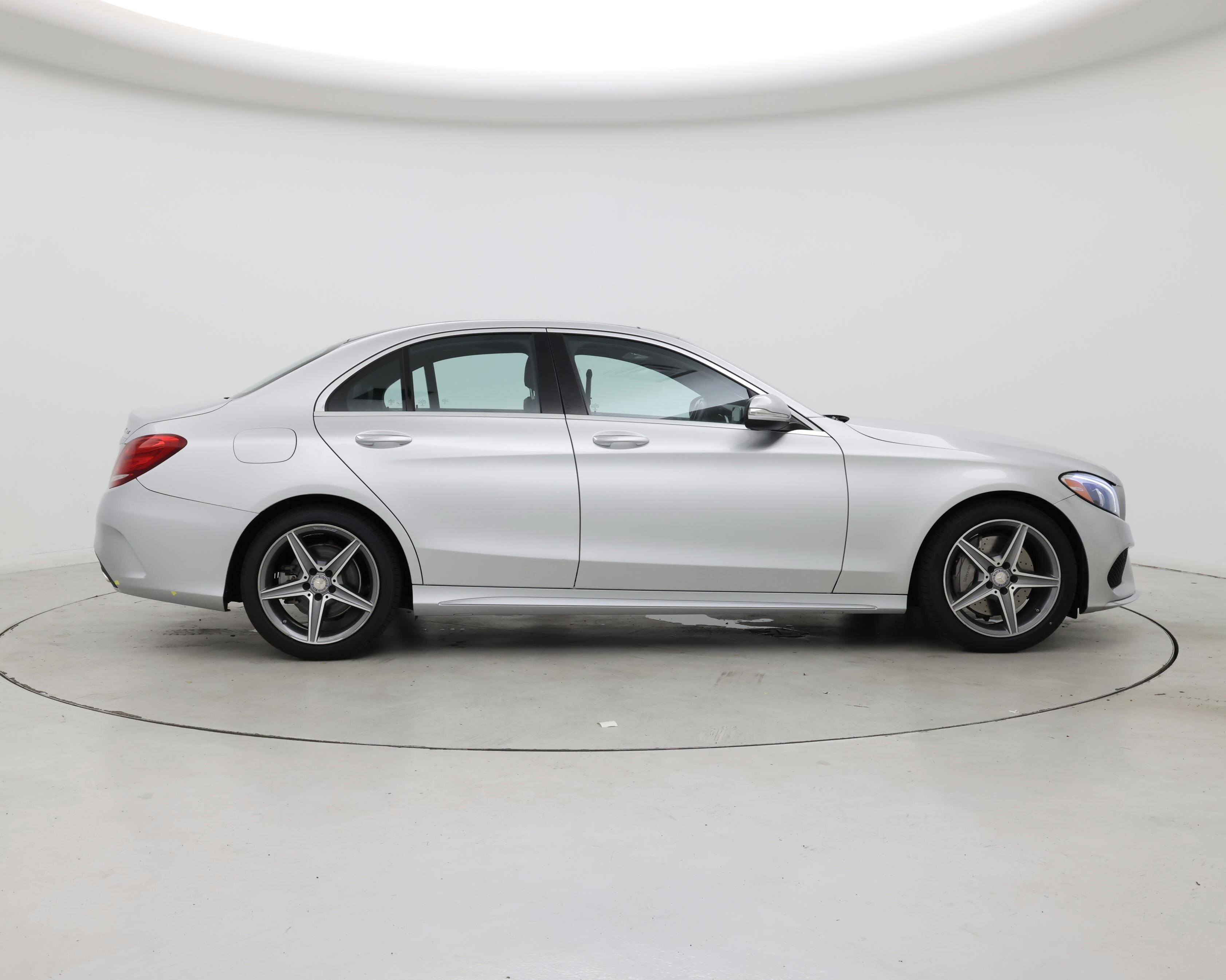 Thumbnail: 2015 Mercedes-Benz C-Class - 7