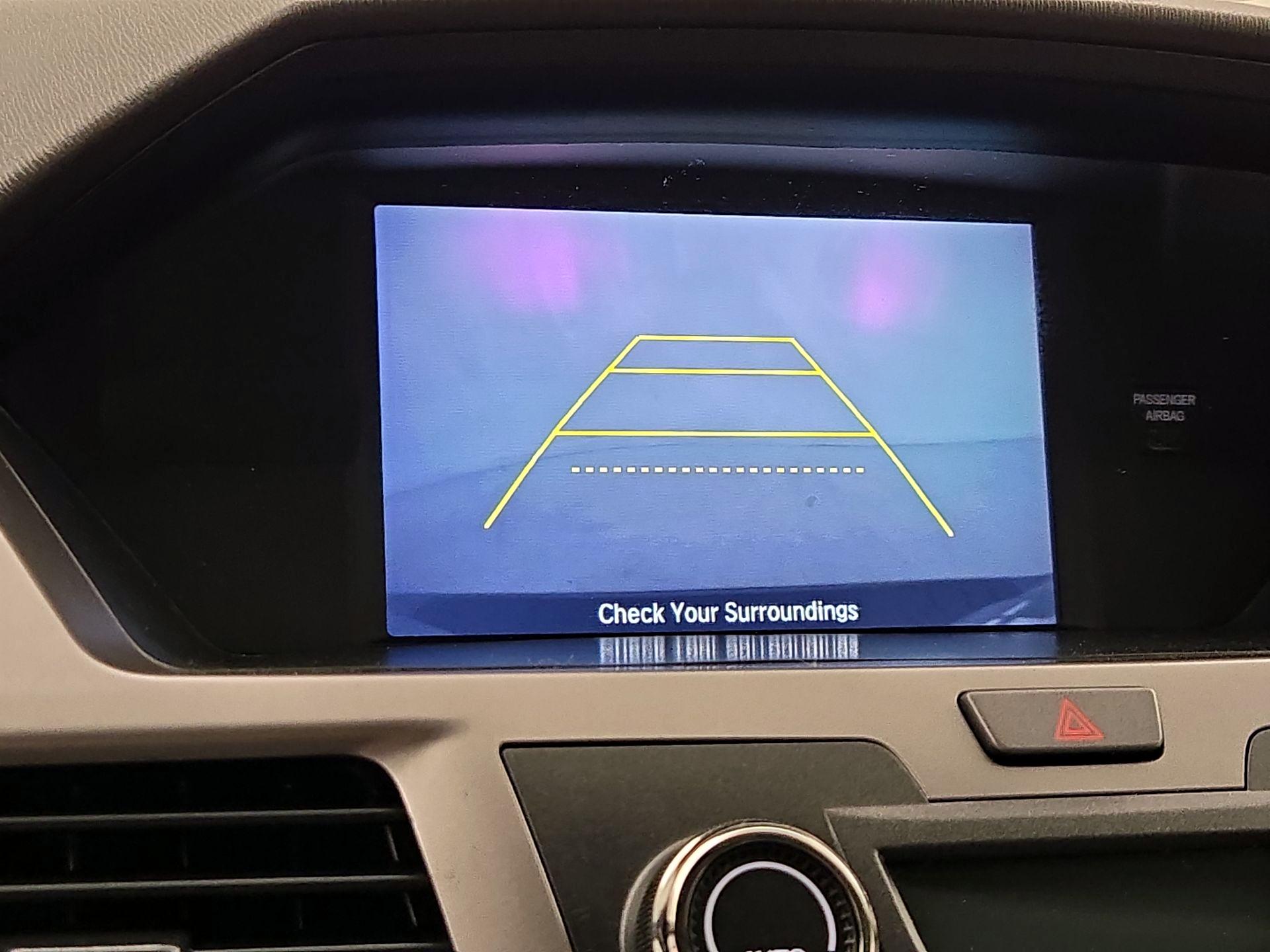 Thumbnail: 2016 Honda Odyssey - 14