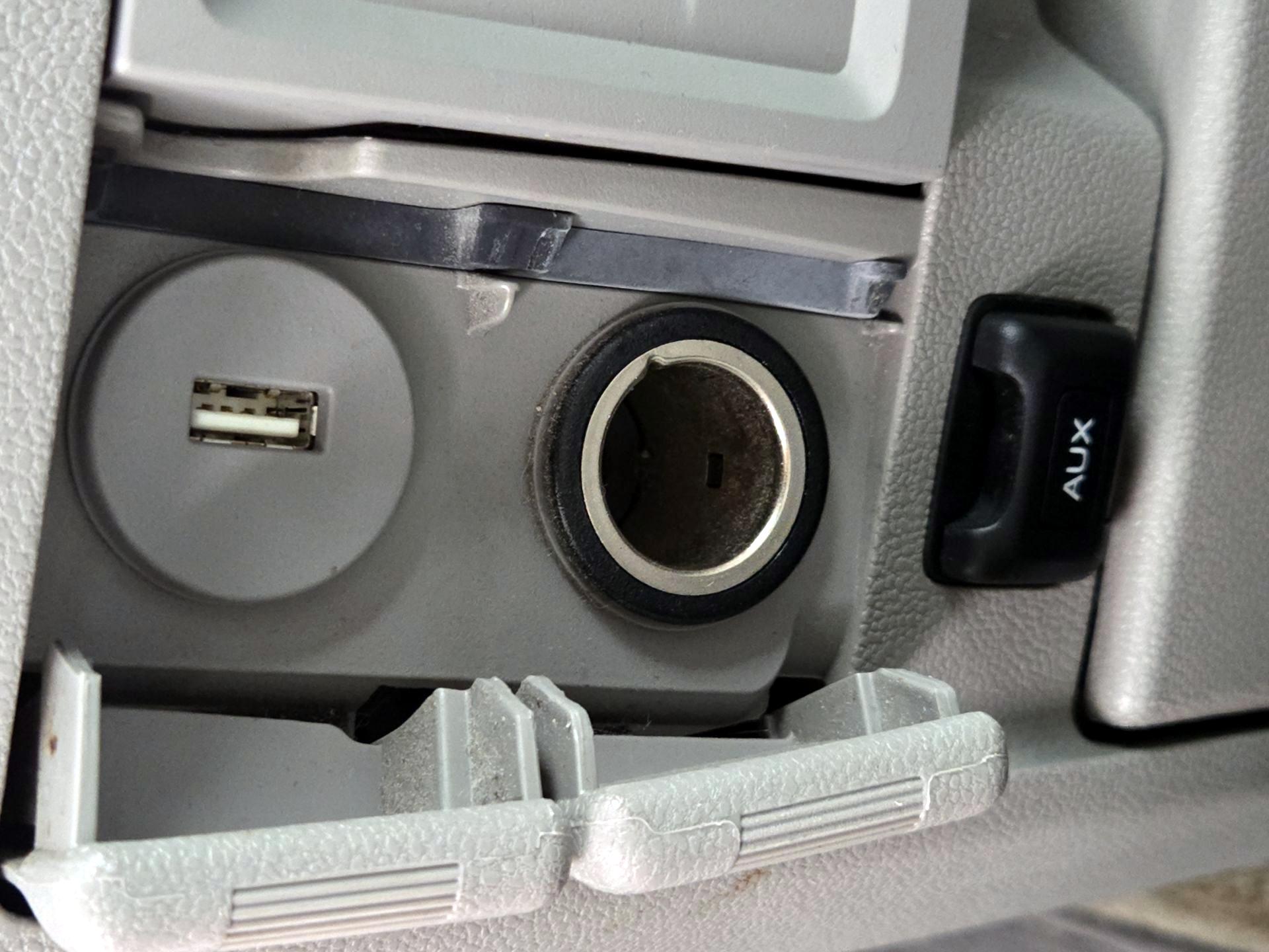 Thumbnail: 2016 Honda Odyssey - 18