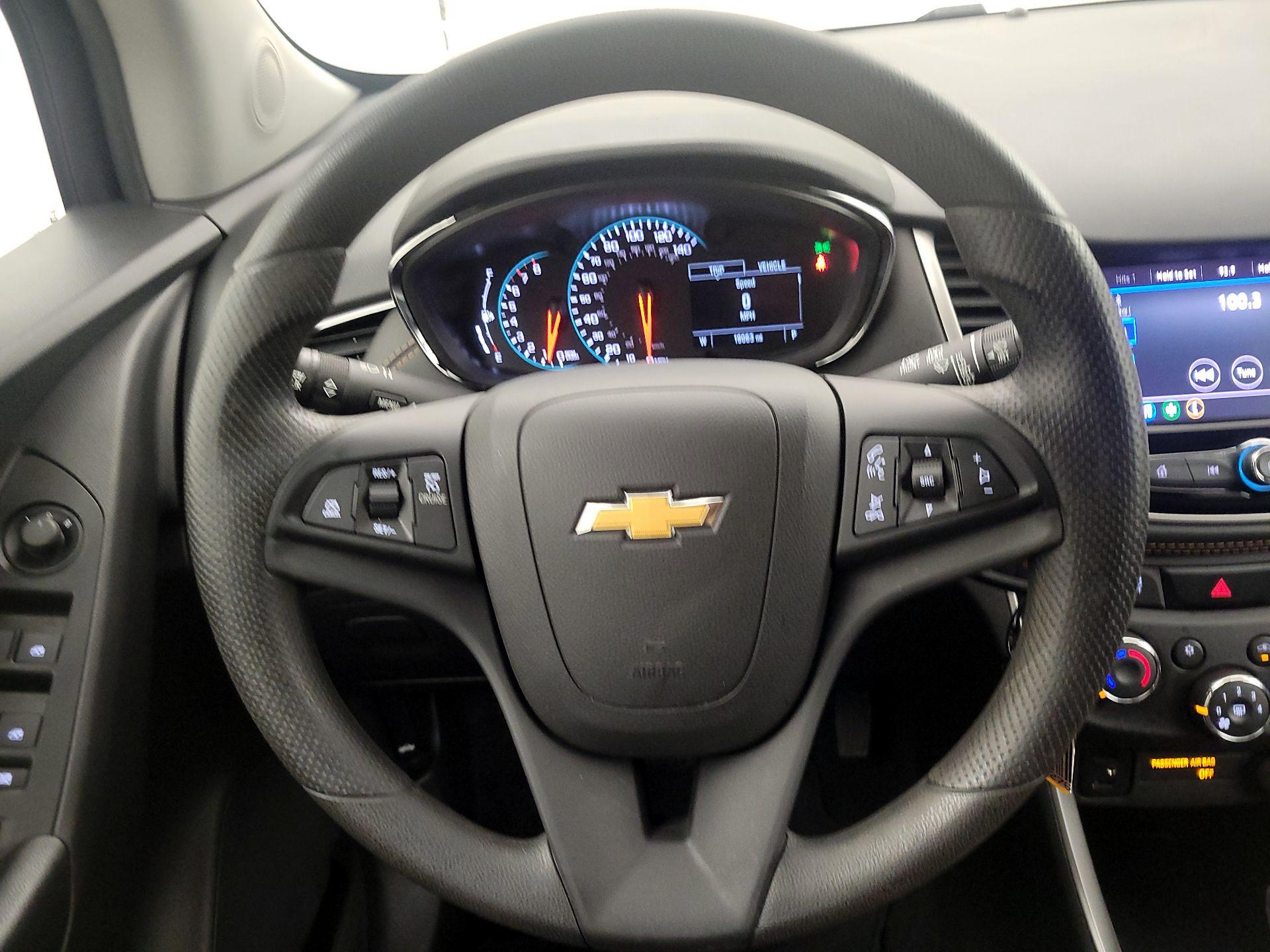 Thumbnail: 2021 Chevrolet Trax - 10