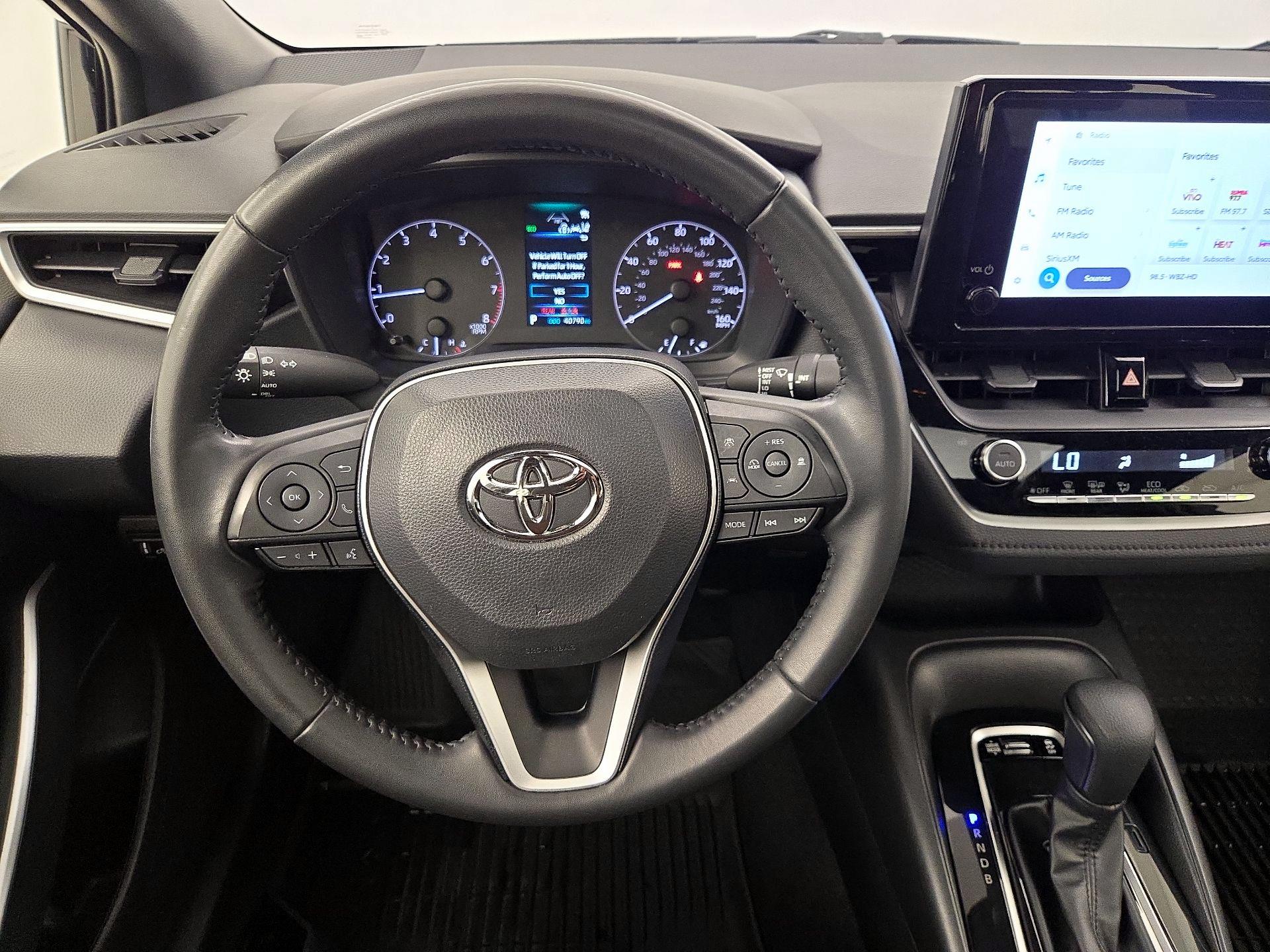 Thumbnail: 2023 Toyota Corolla - 10