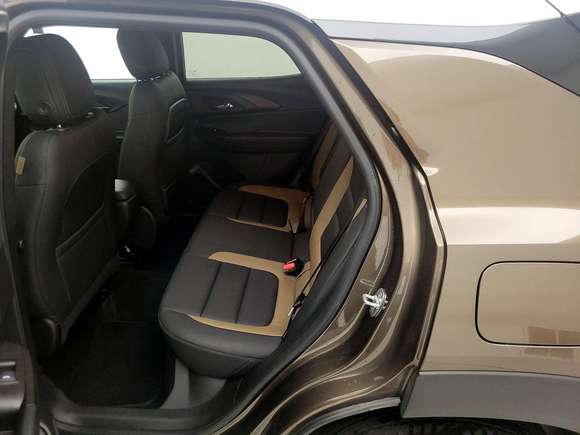 Thumbnail: 2022 Chevrolet TrailBlazer - 19