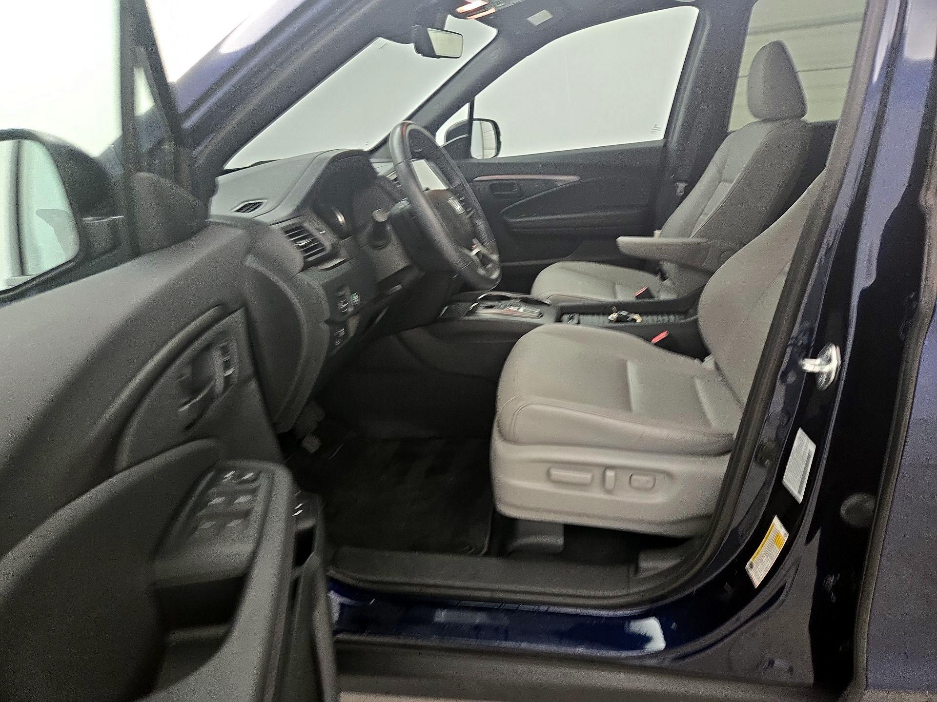 Thumbnail: 2023 Honda Passport - 11