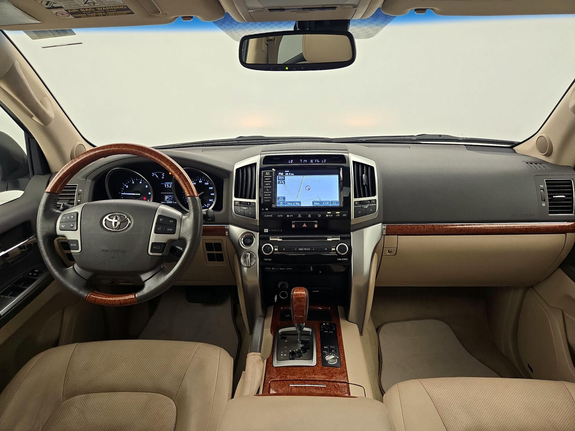 Thumbnail: 2014 Toyota Land Cruiser - 9