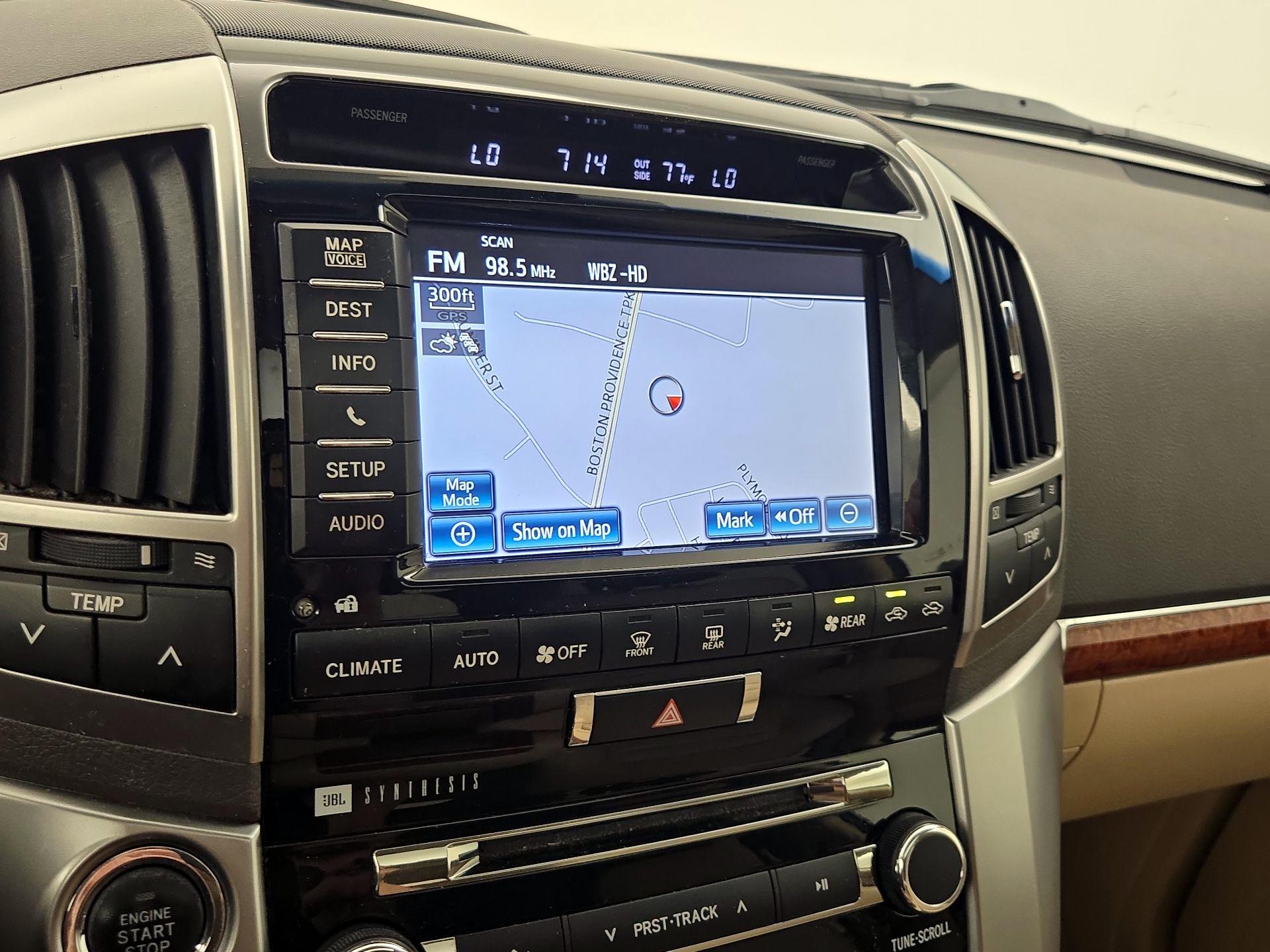 Thumbnail: 2014 Toyota Land Cruiser - 14