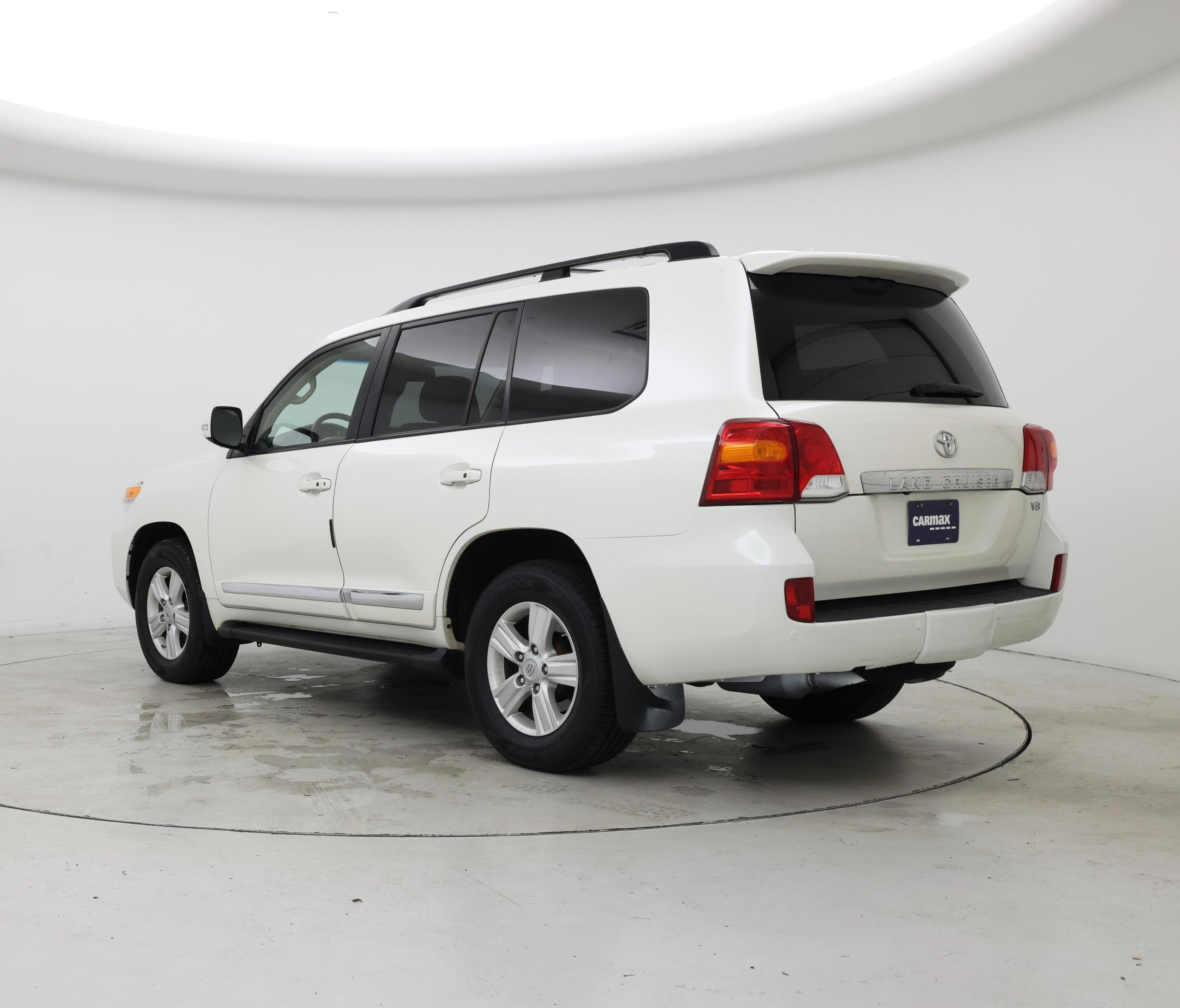 Thumbnail: 2014 Toyota Land Cruiser - 2