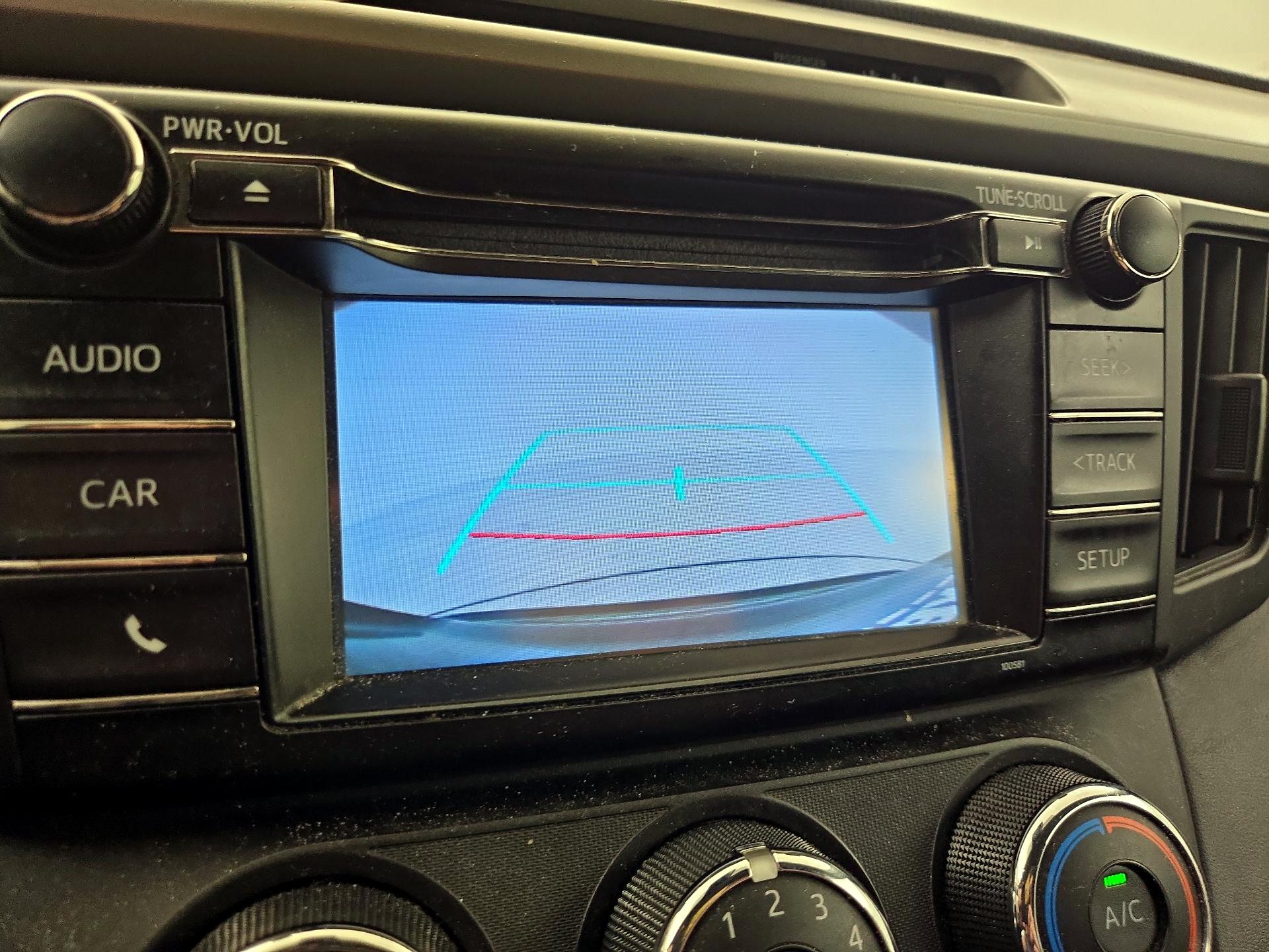 Thumbnail: 2018 Toyota RAV4 - 14