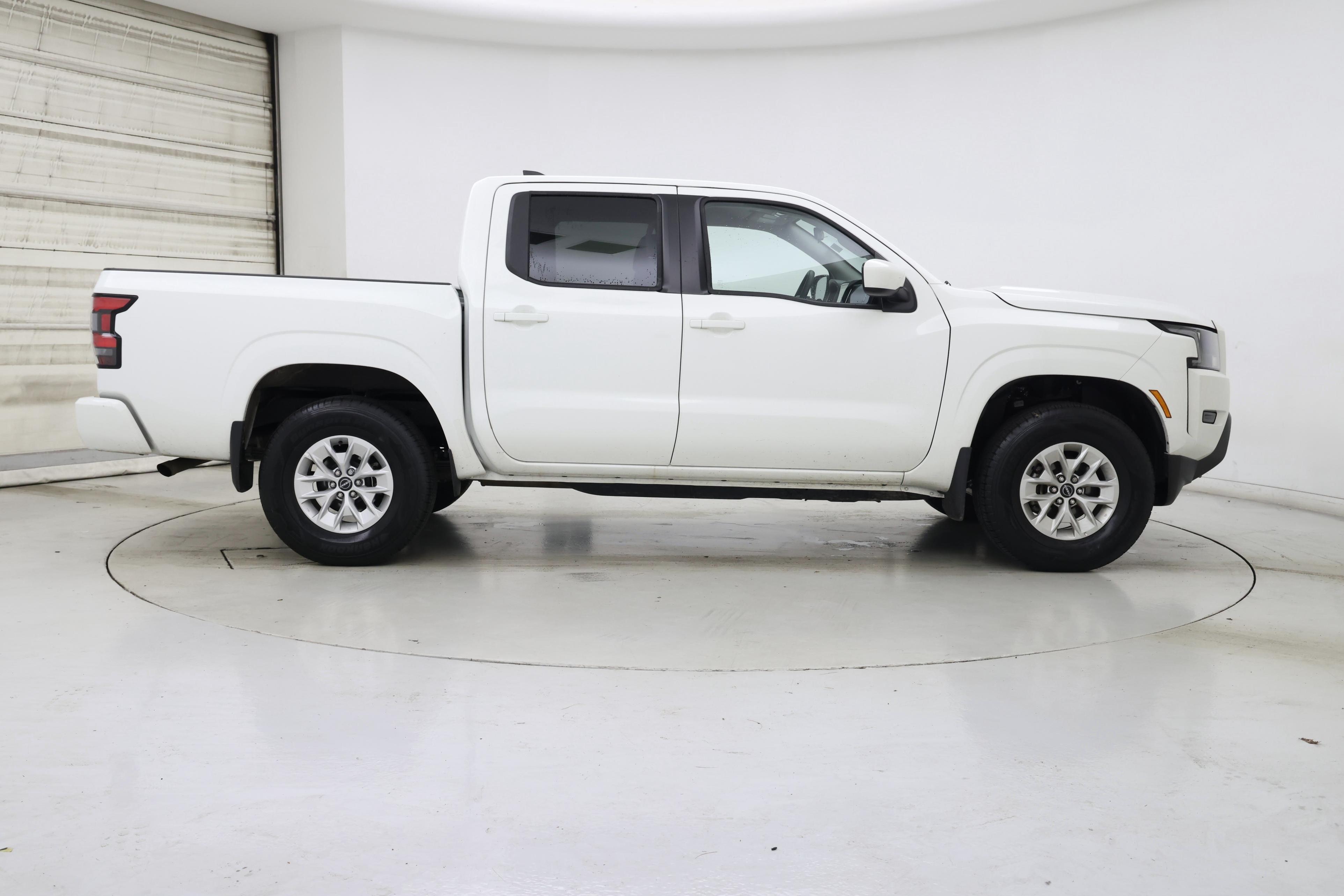 Thumbnail: 2024 Nissan Frontier - 7