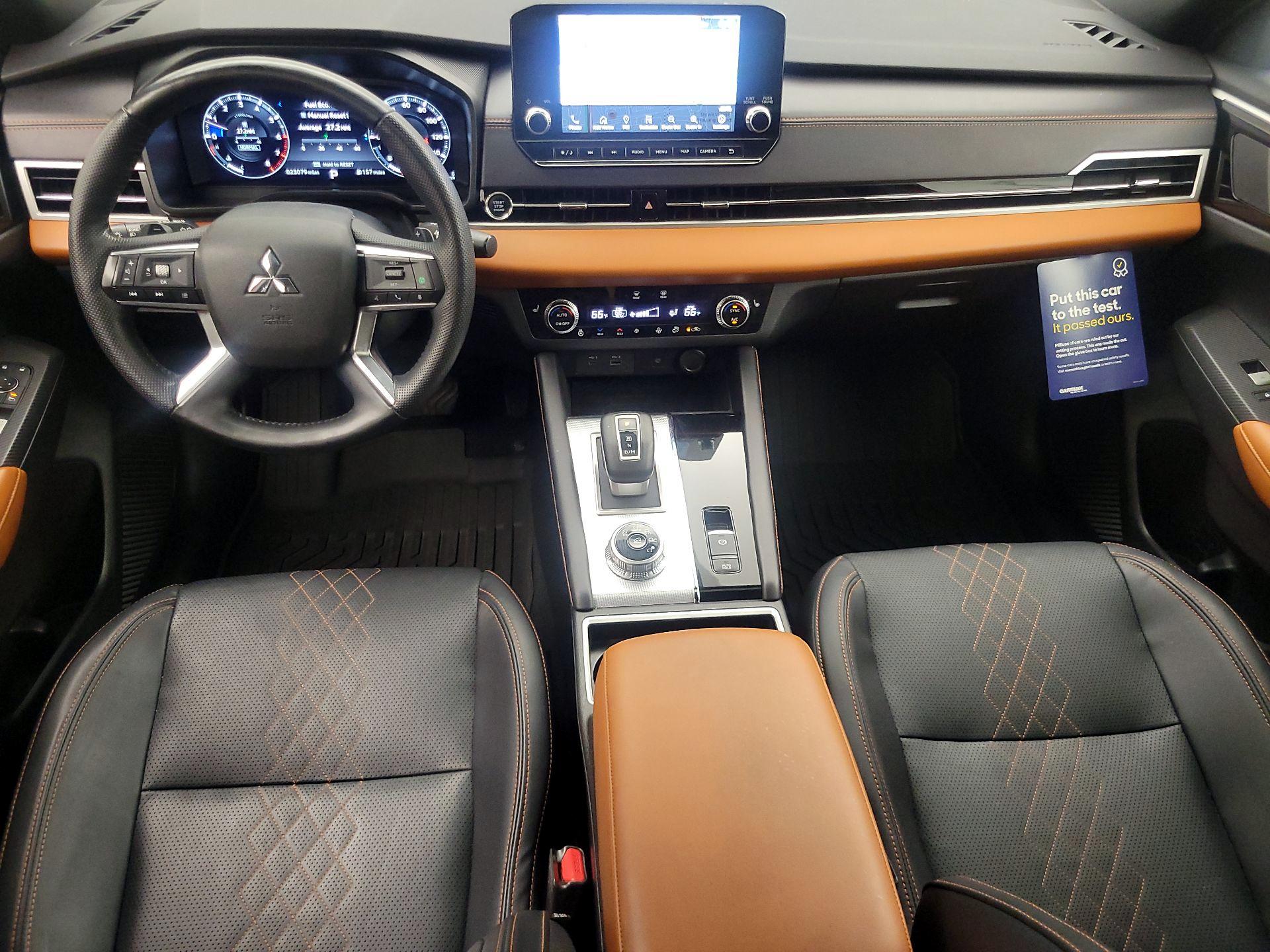 Thumbnail: 2024 Mitsubishi Outlander - 9
