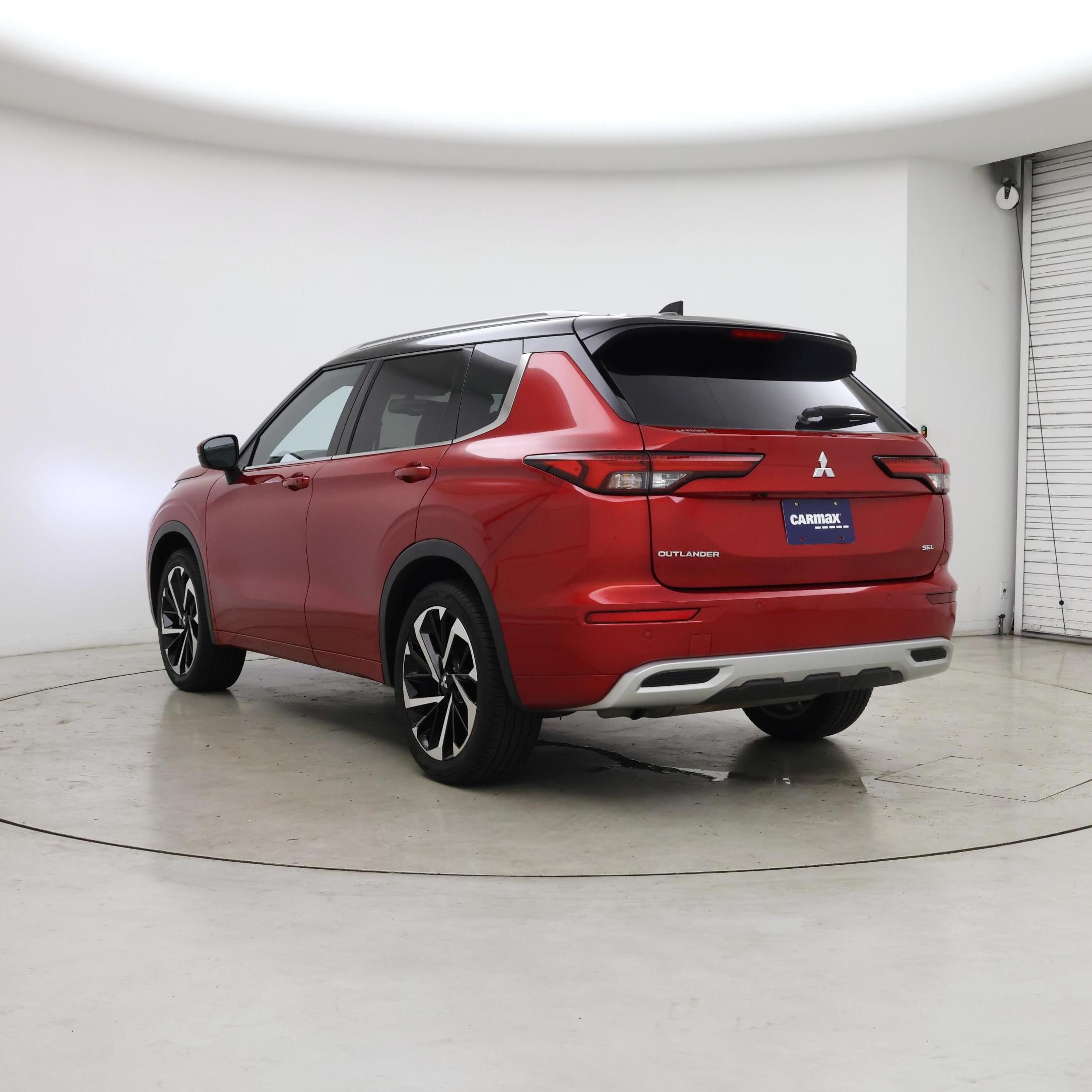 Thumbnail: 2024 Mitsubishi Outlander - 2