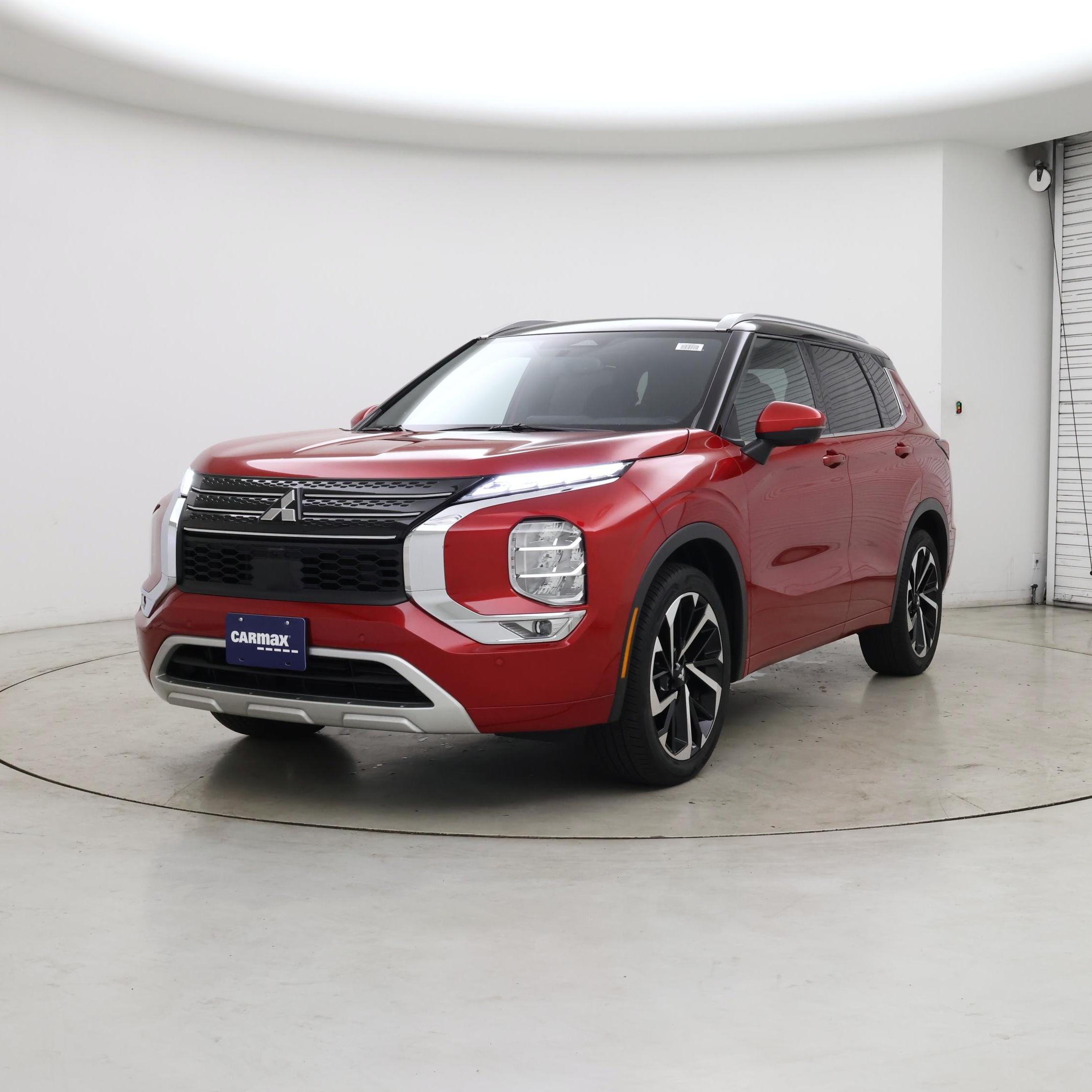 Thumbnail: 2024 Mitsubishi Outlander - 4