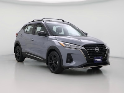 Gray 2023 Nissan Kicks SR