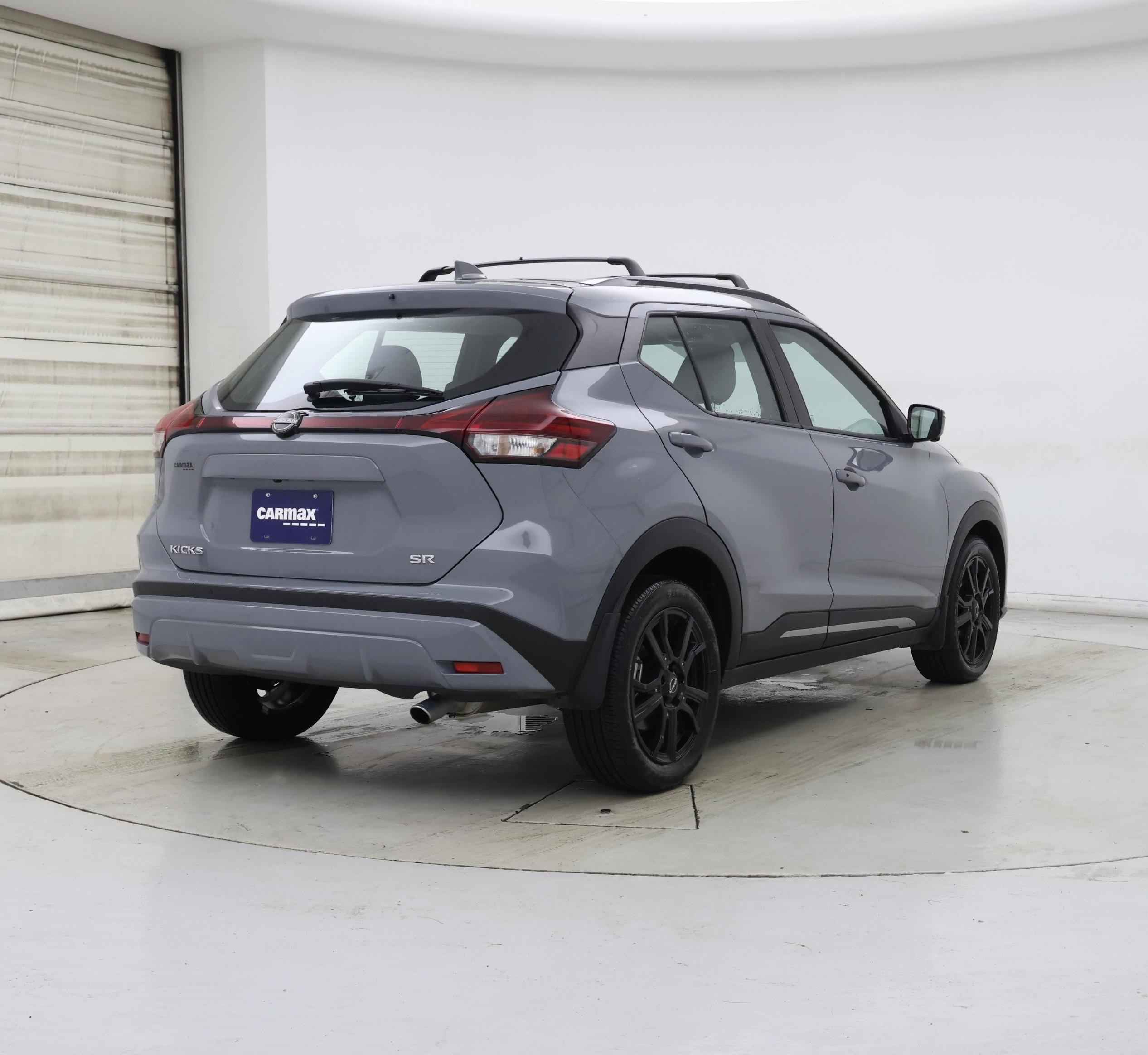 Thumbnail: 2023 Nissan Kicks - 8