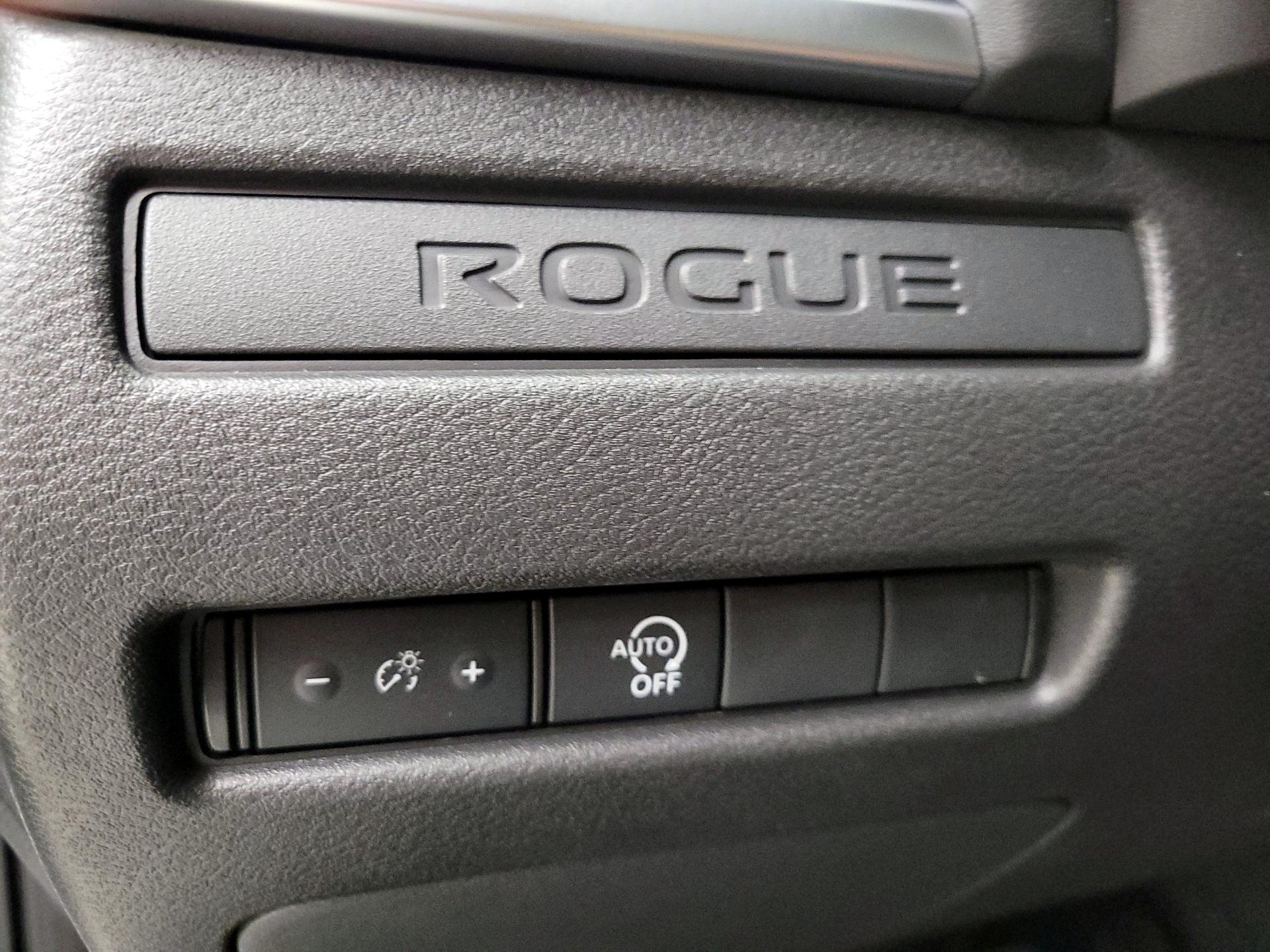 Thumbnail: 2025 Nissan Rogue - 13