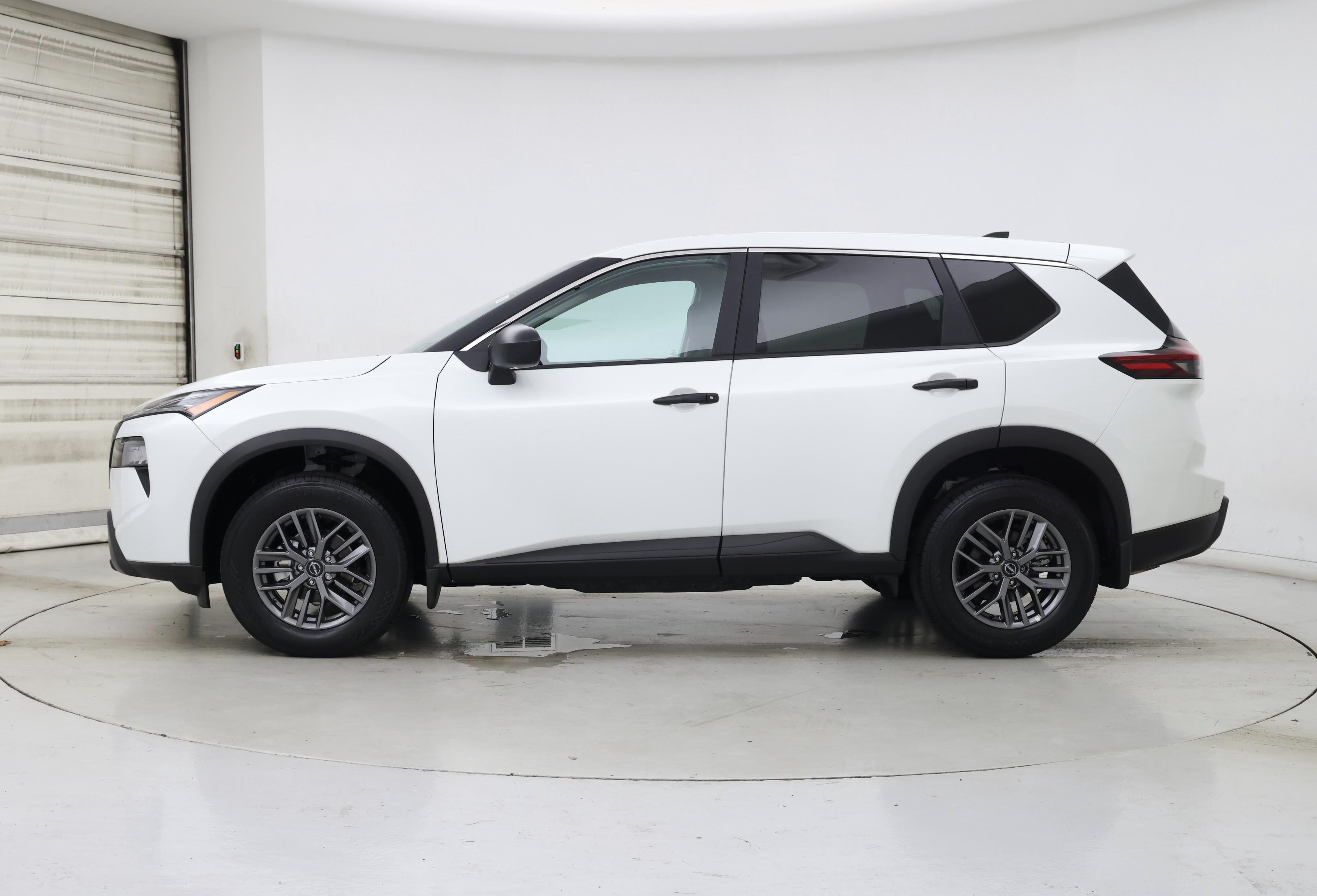 Thumbnail: 2025 Nissan Rogue - 3