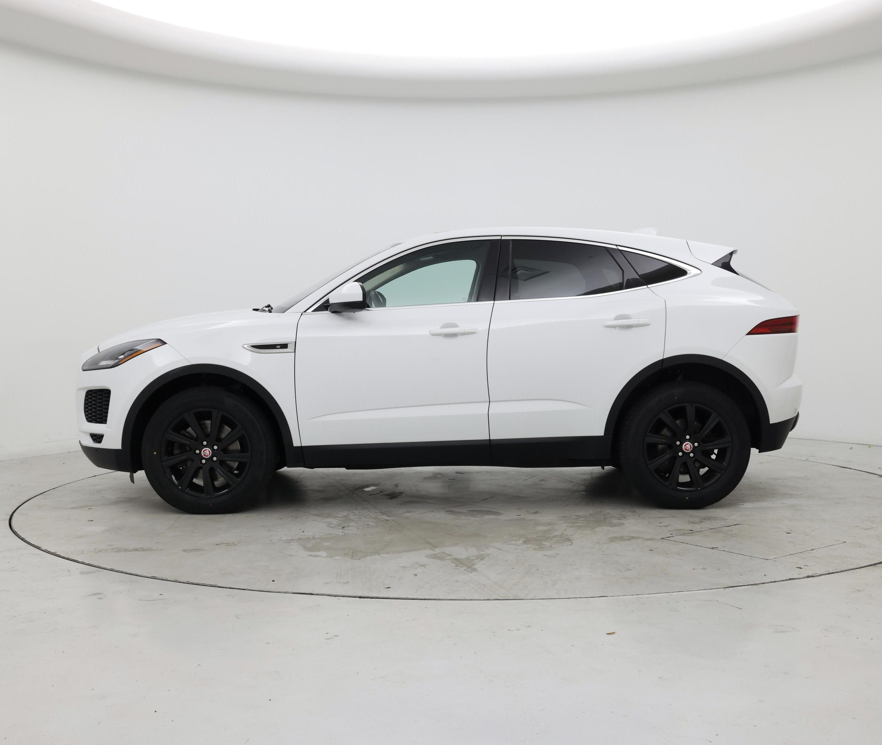Thumbnail: 2018 Jaguar E-Pace - 3