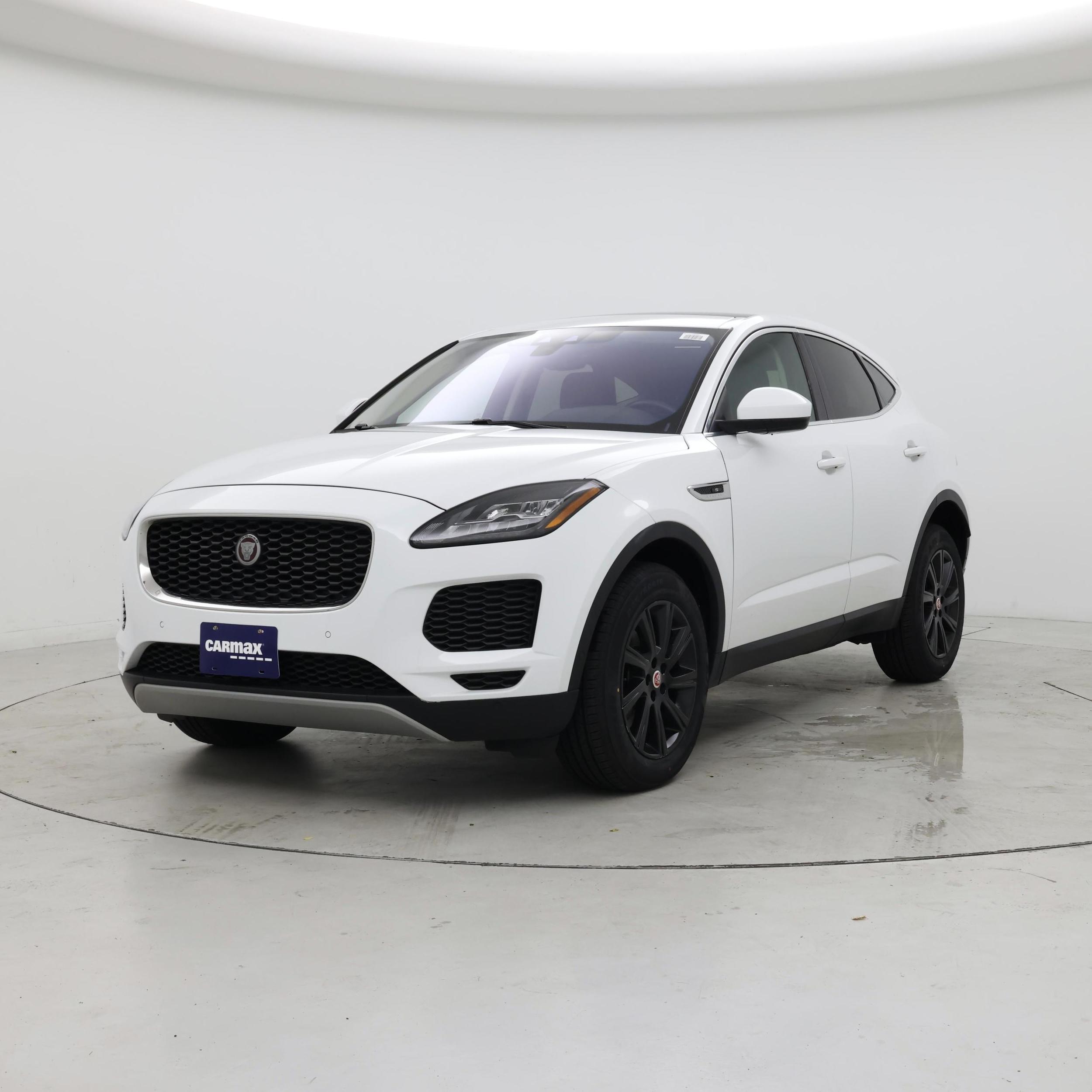 Thumbnail: 2018 Jaguar E-Pace - 4