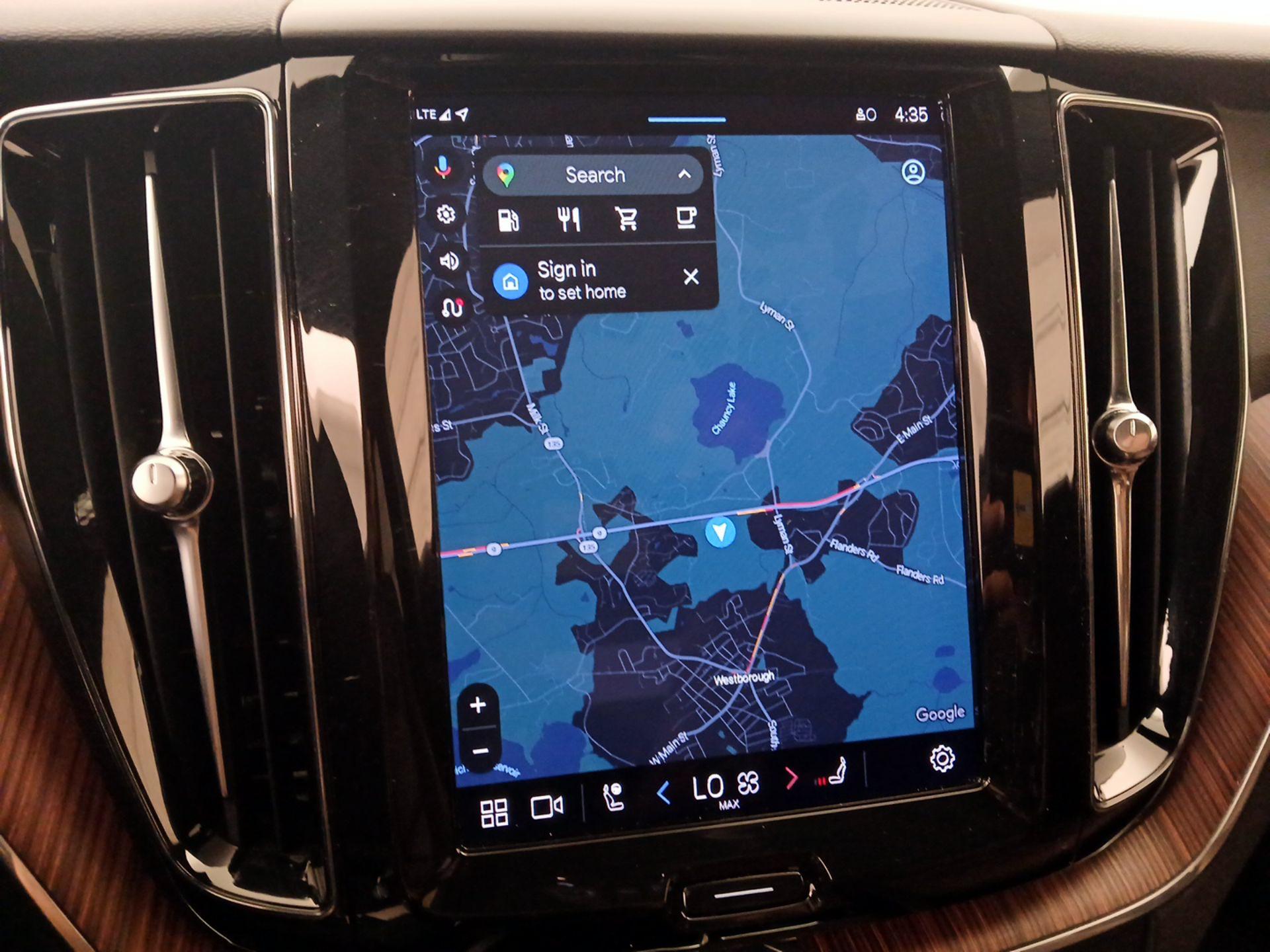 Thumbnail: 2023 Volvo XC60 - 14