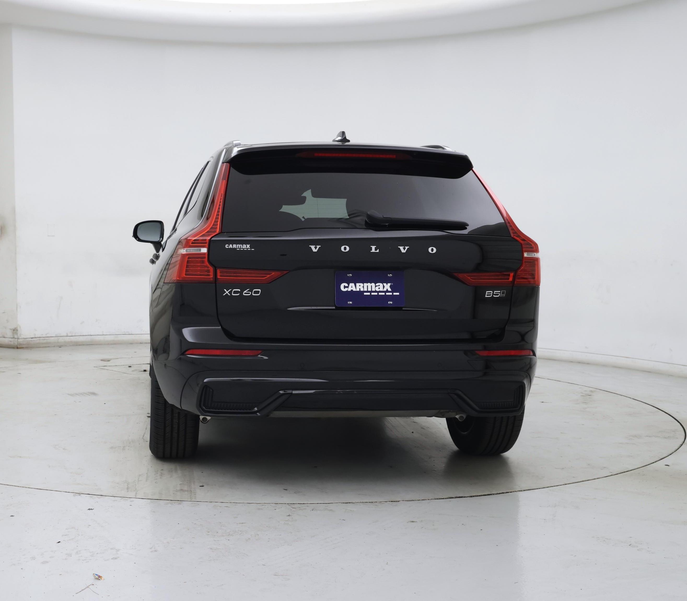 Thumbnail: 2023 Volvo XC60 - 6