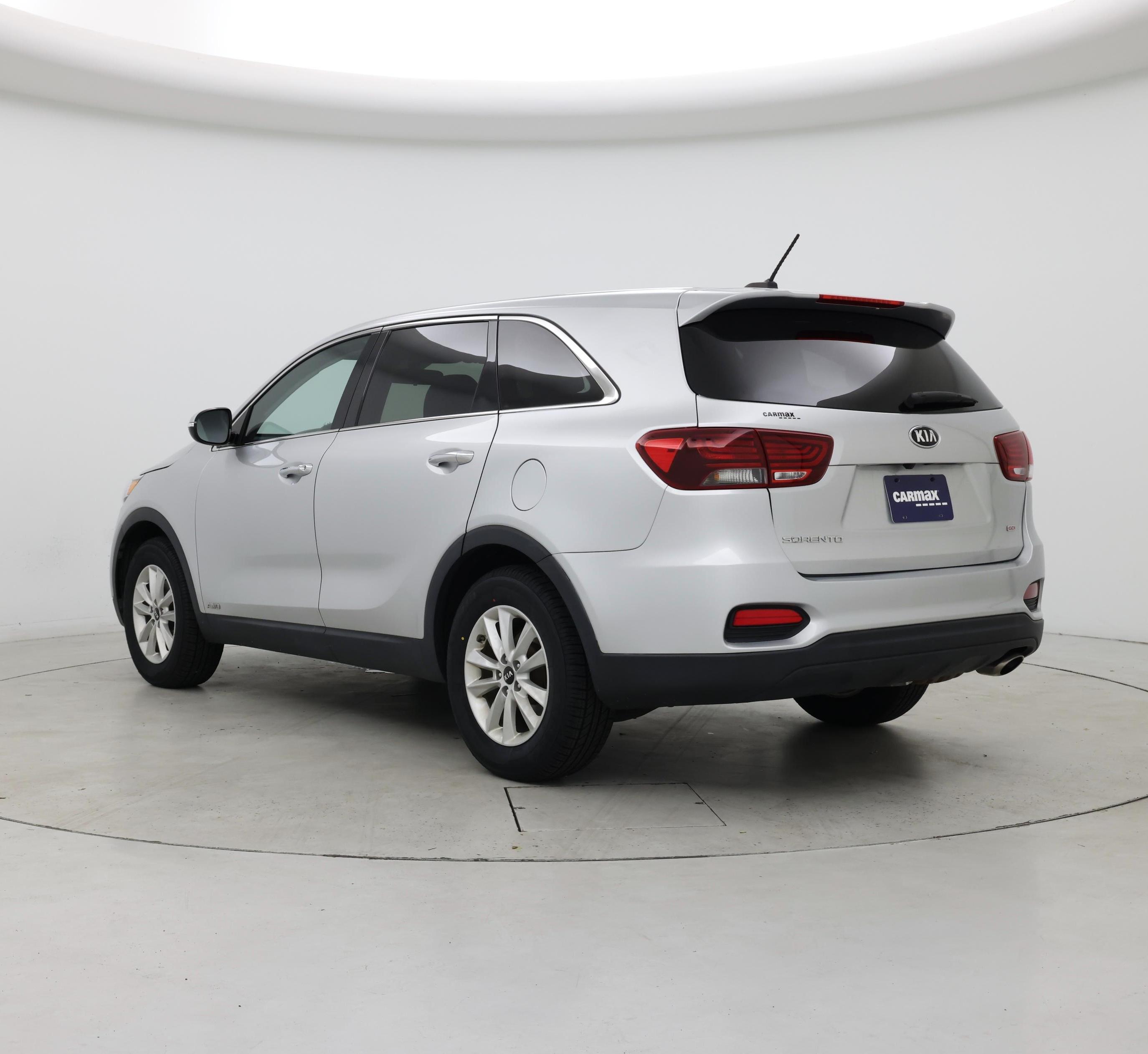 Thumbnail: 2019 Kia Sorento - 2