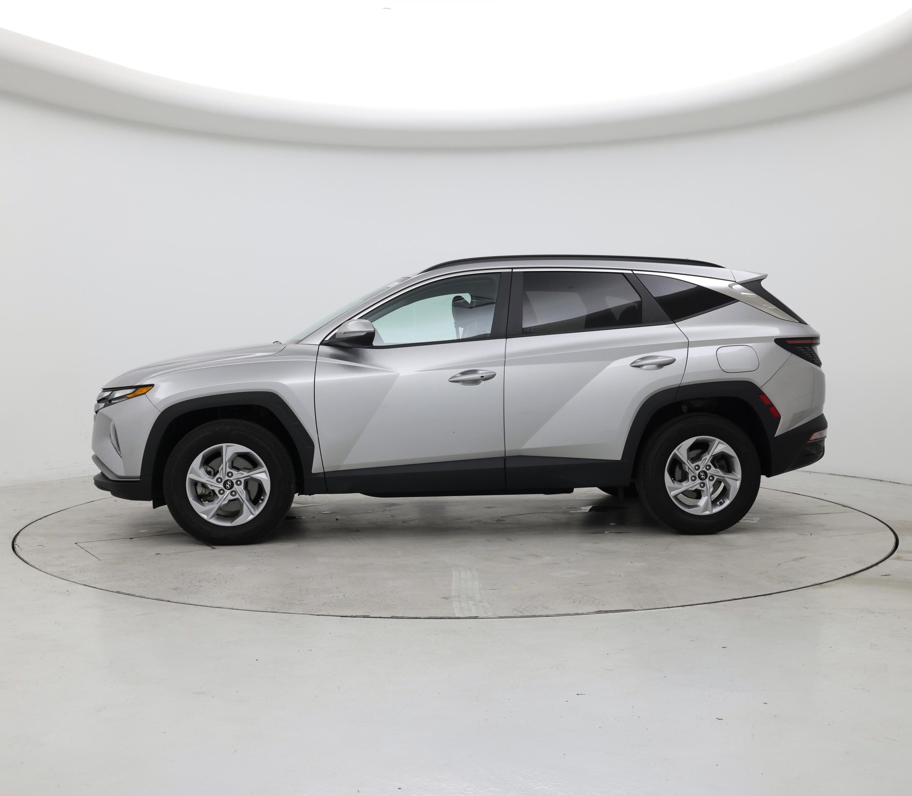Thumbnail: 2022 Hyundai Tucson - 3