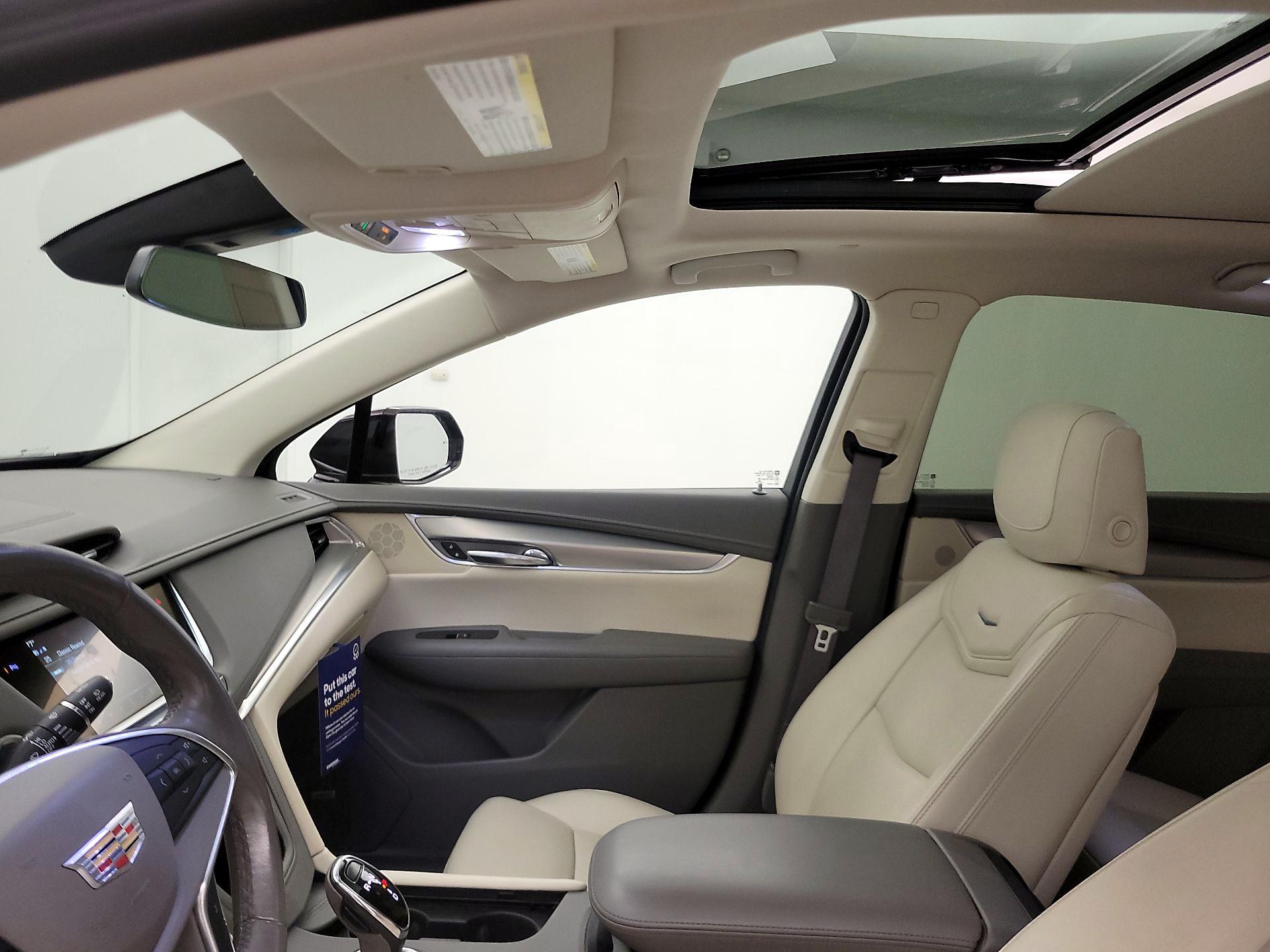 Thumbnail: 2018 Cadillac XT5 - 18
