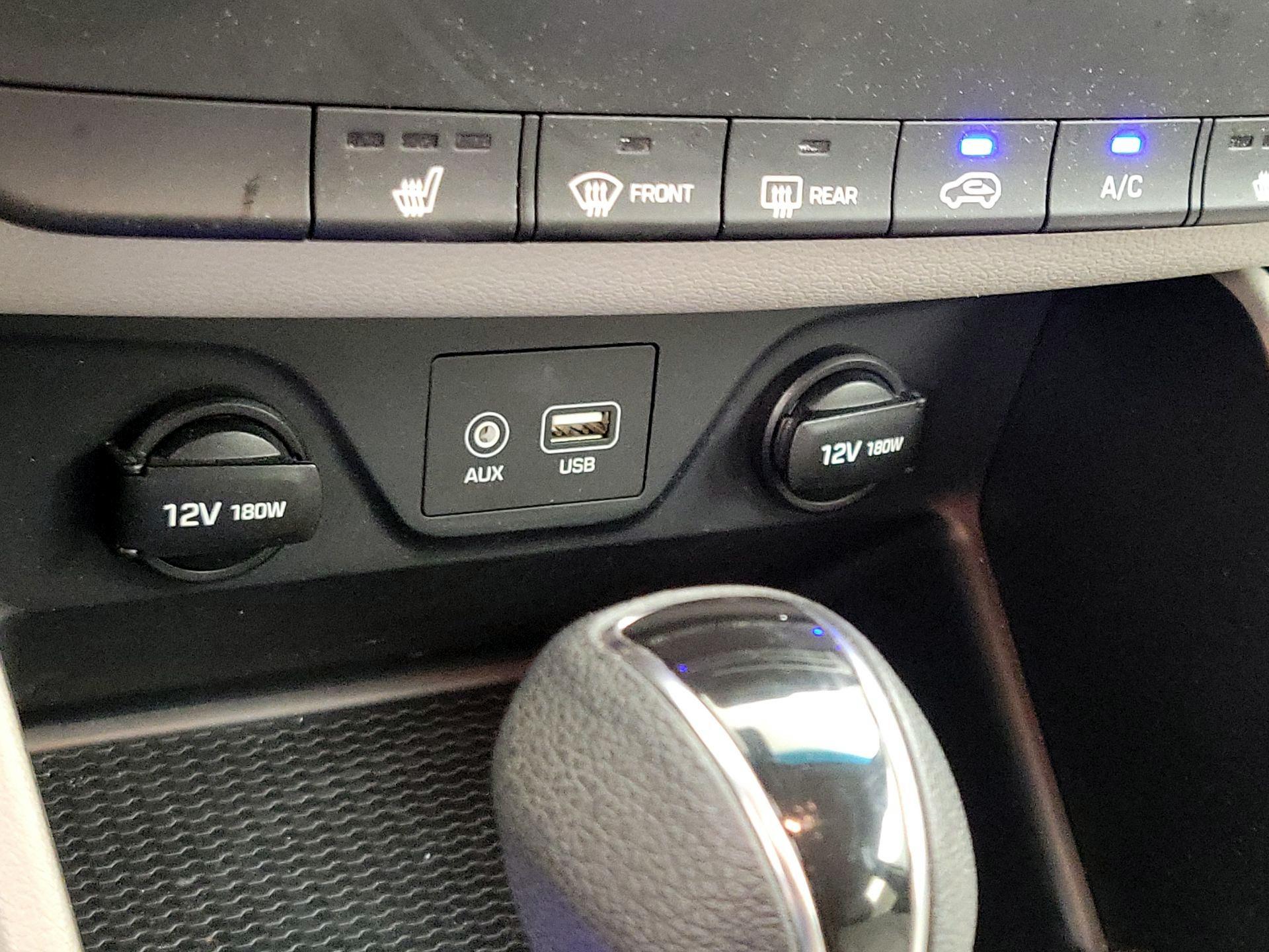 Thumbnail: 2019 Hyundai Tucson - 18